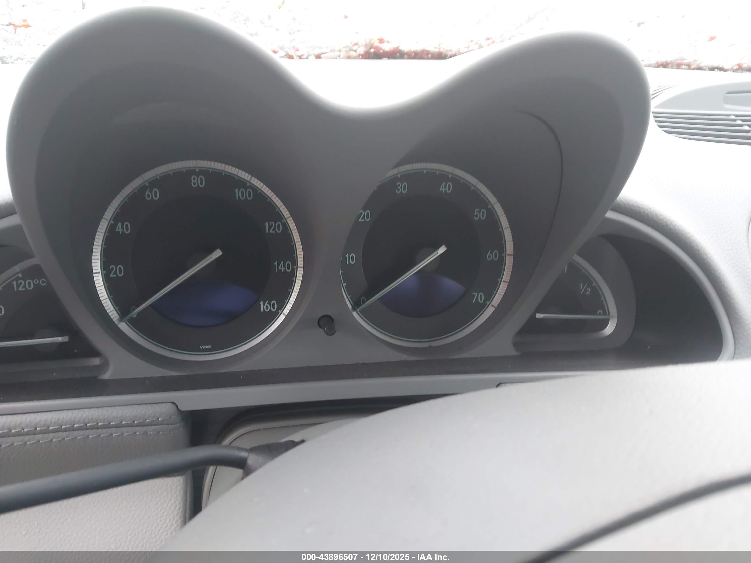 MERCEDES-BENZ SL image 7