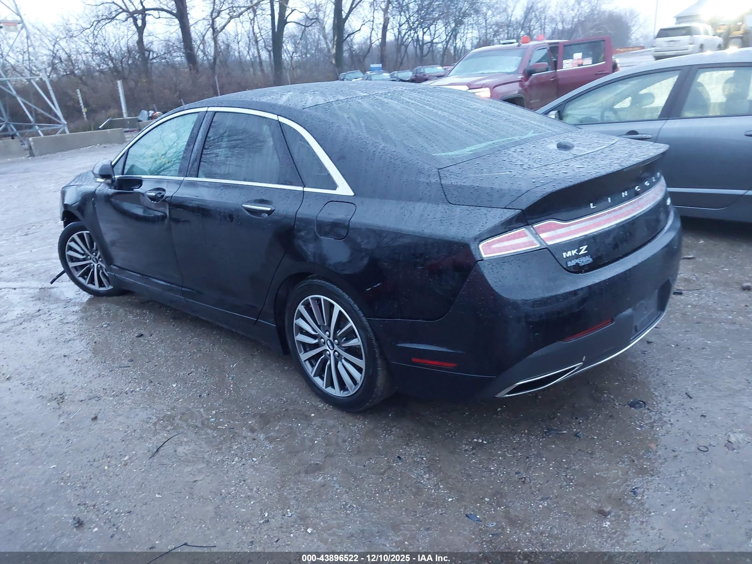 LINCOLN MKZ image 3