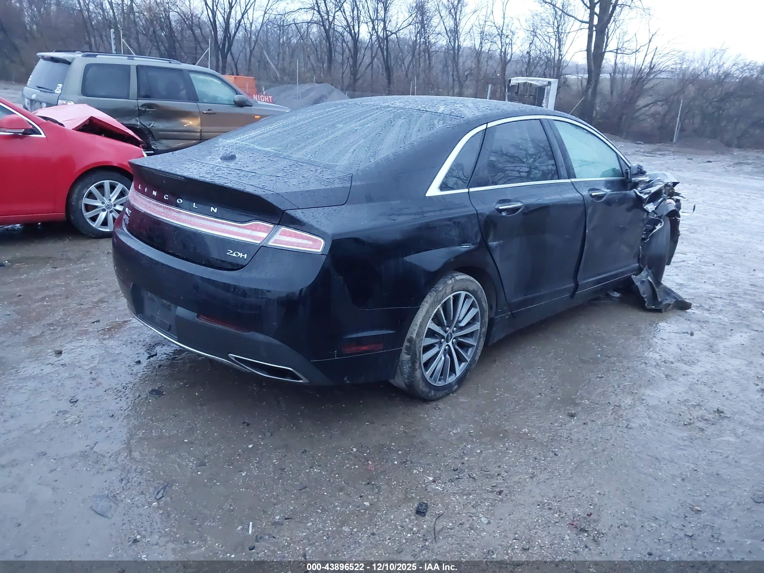 LINCOLN MKZ image 4
