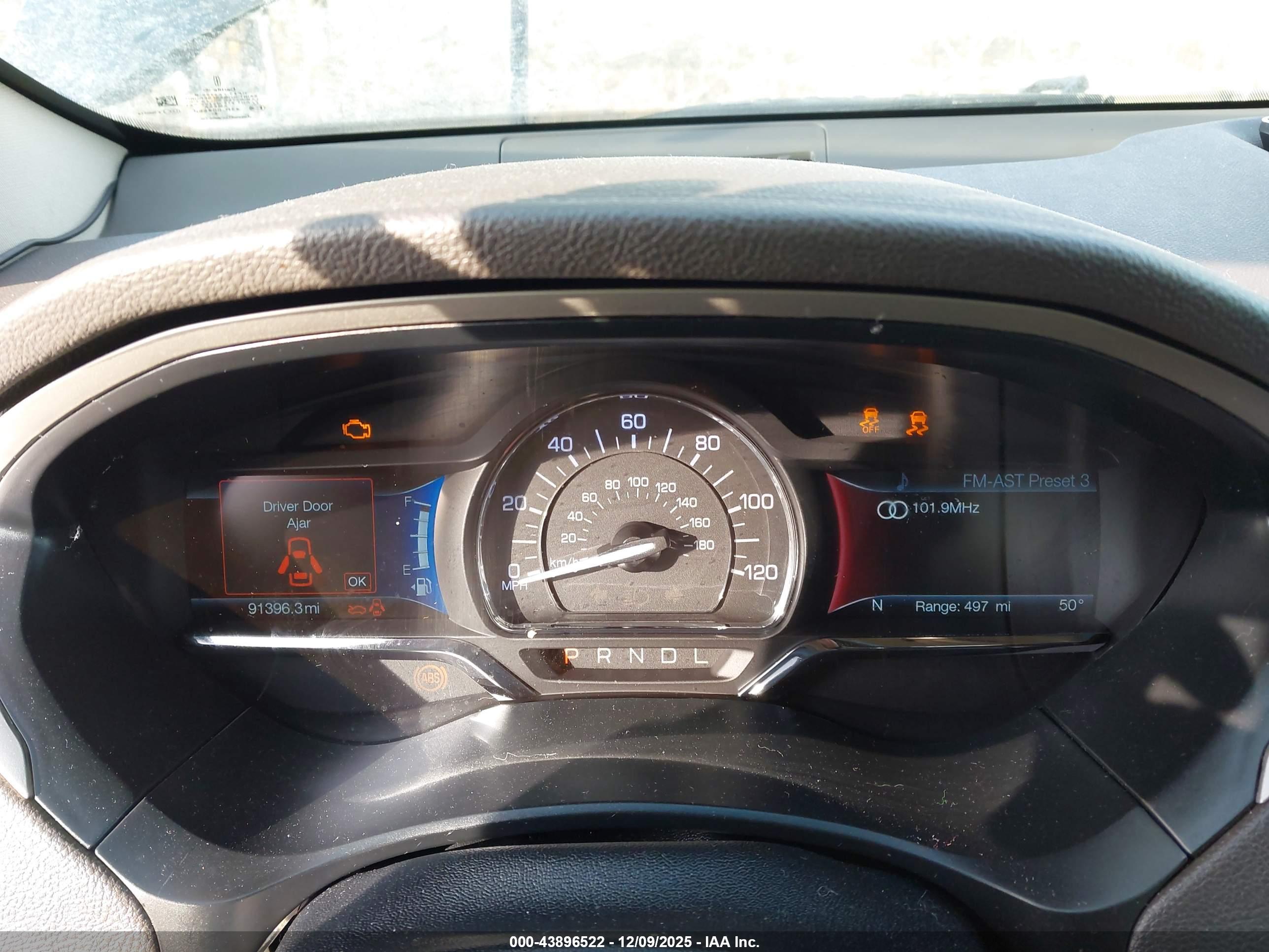 LINCOLN MKZ image 7