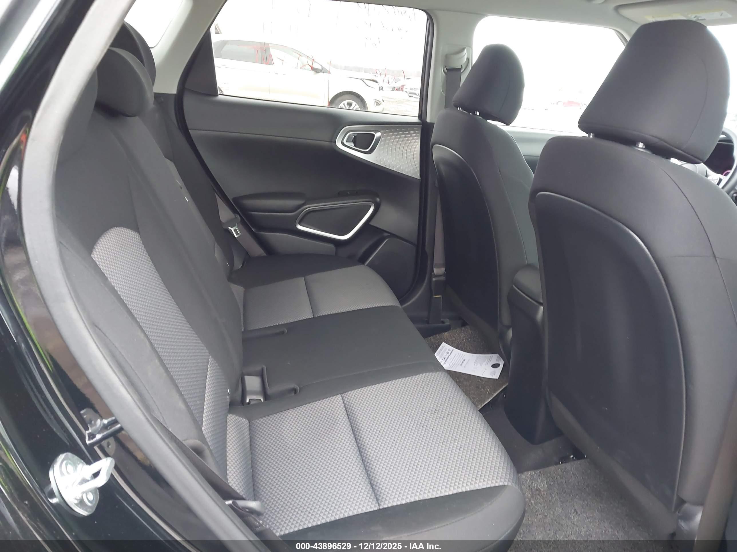 KIA SOUL image 8