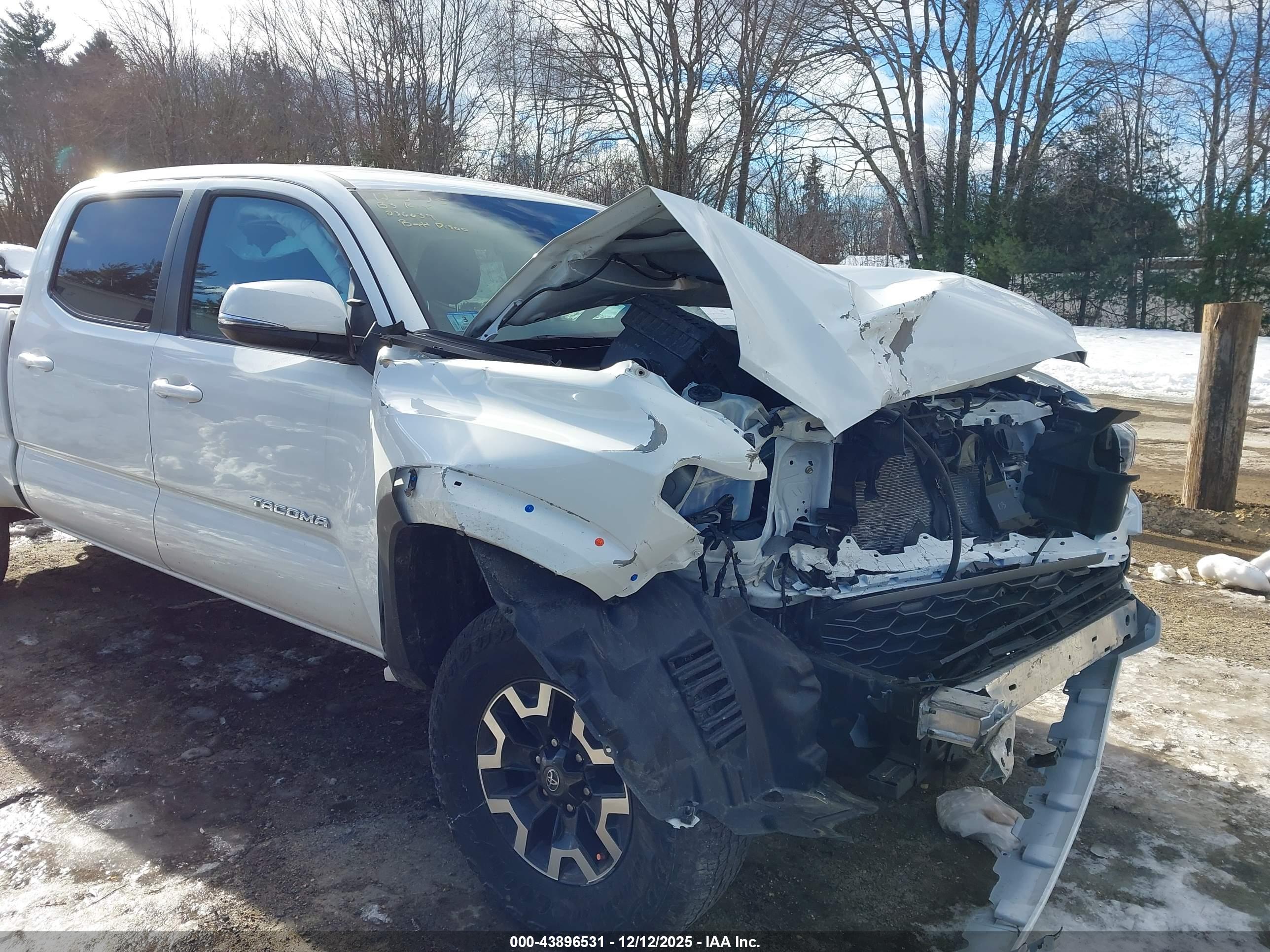 TOYOTA TACOMA image 6