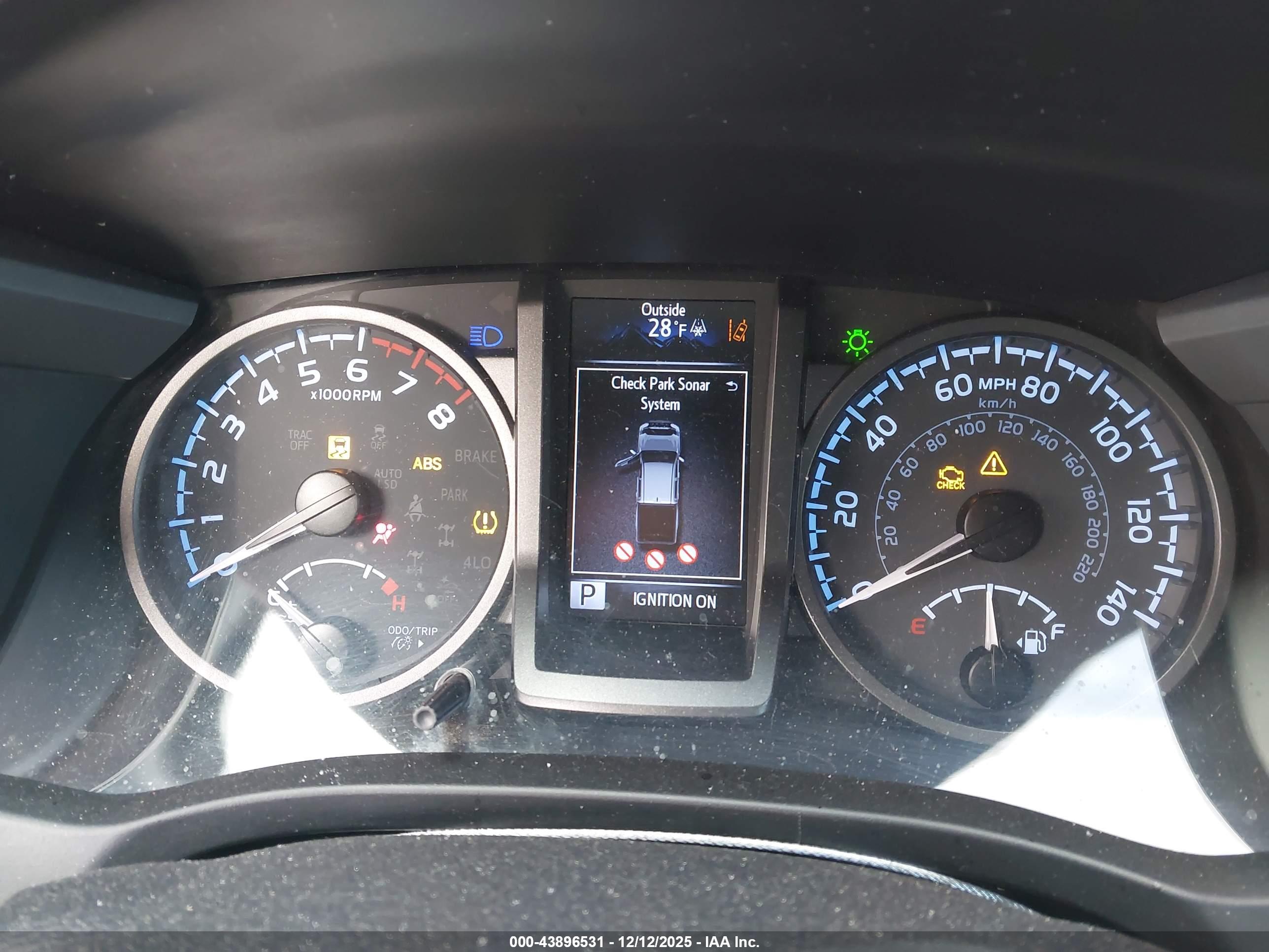 TOYOTA TACOMA image 7