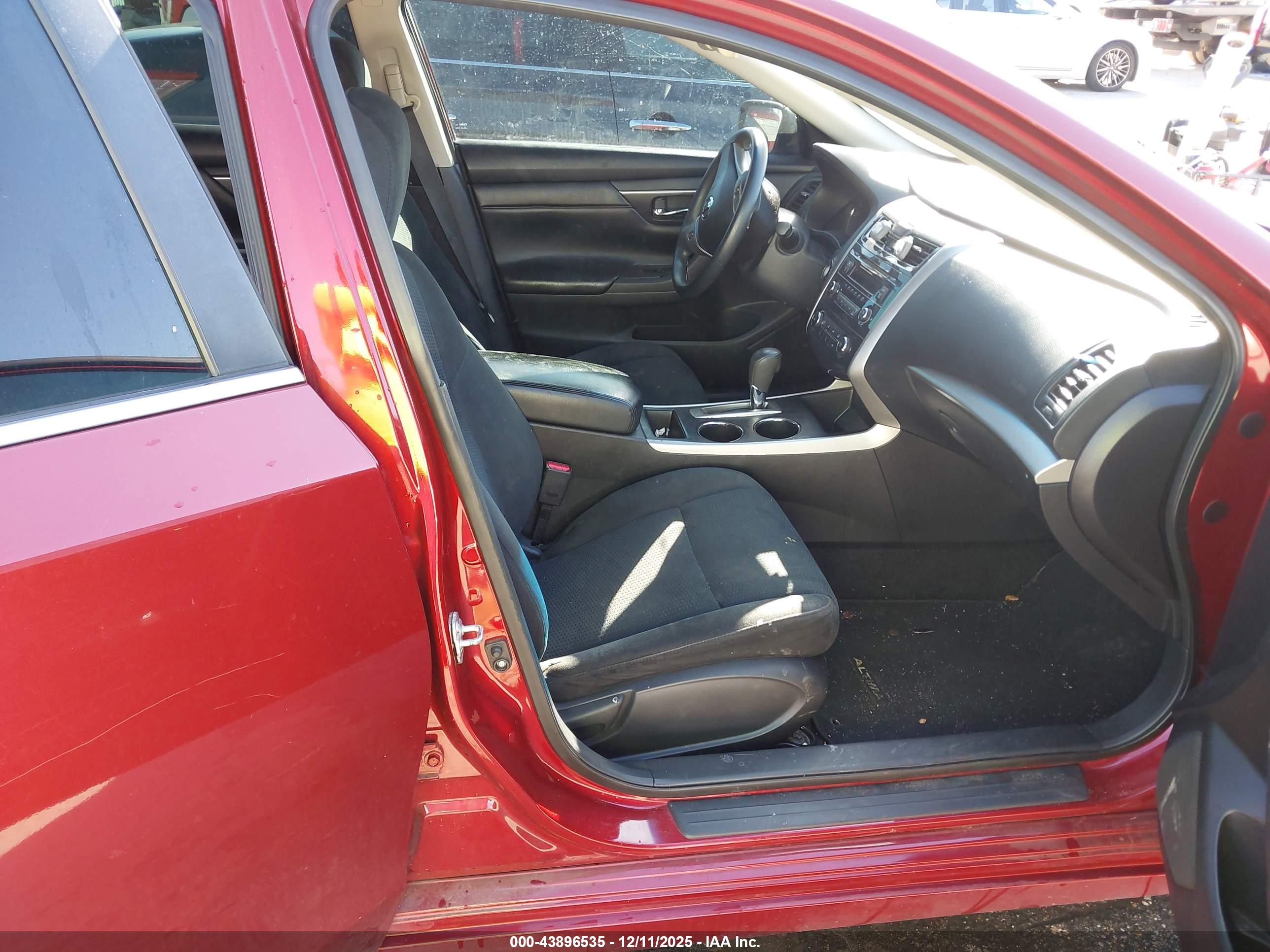 NISSAN ALTIMA image 5