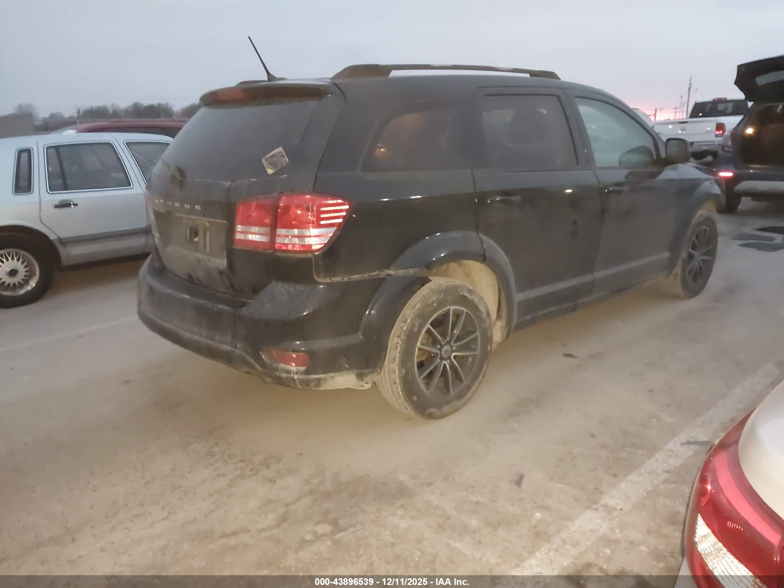 DODGE JOURNEY image 4