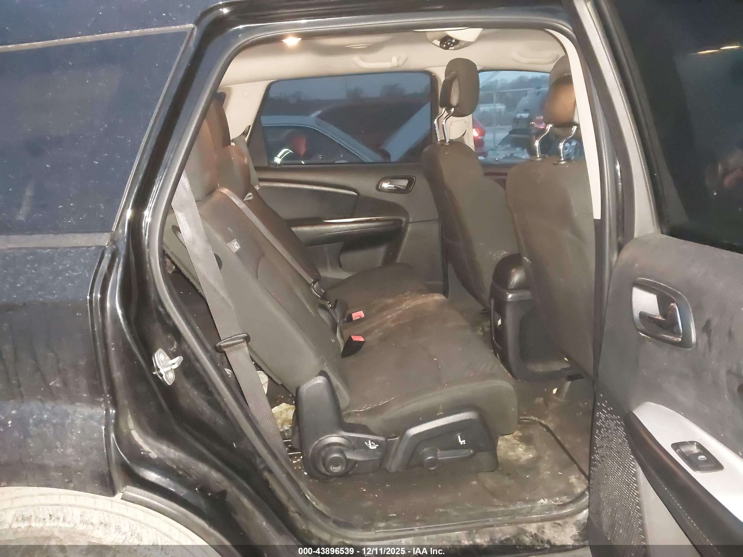 DODGE JOURNEY image 8
