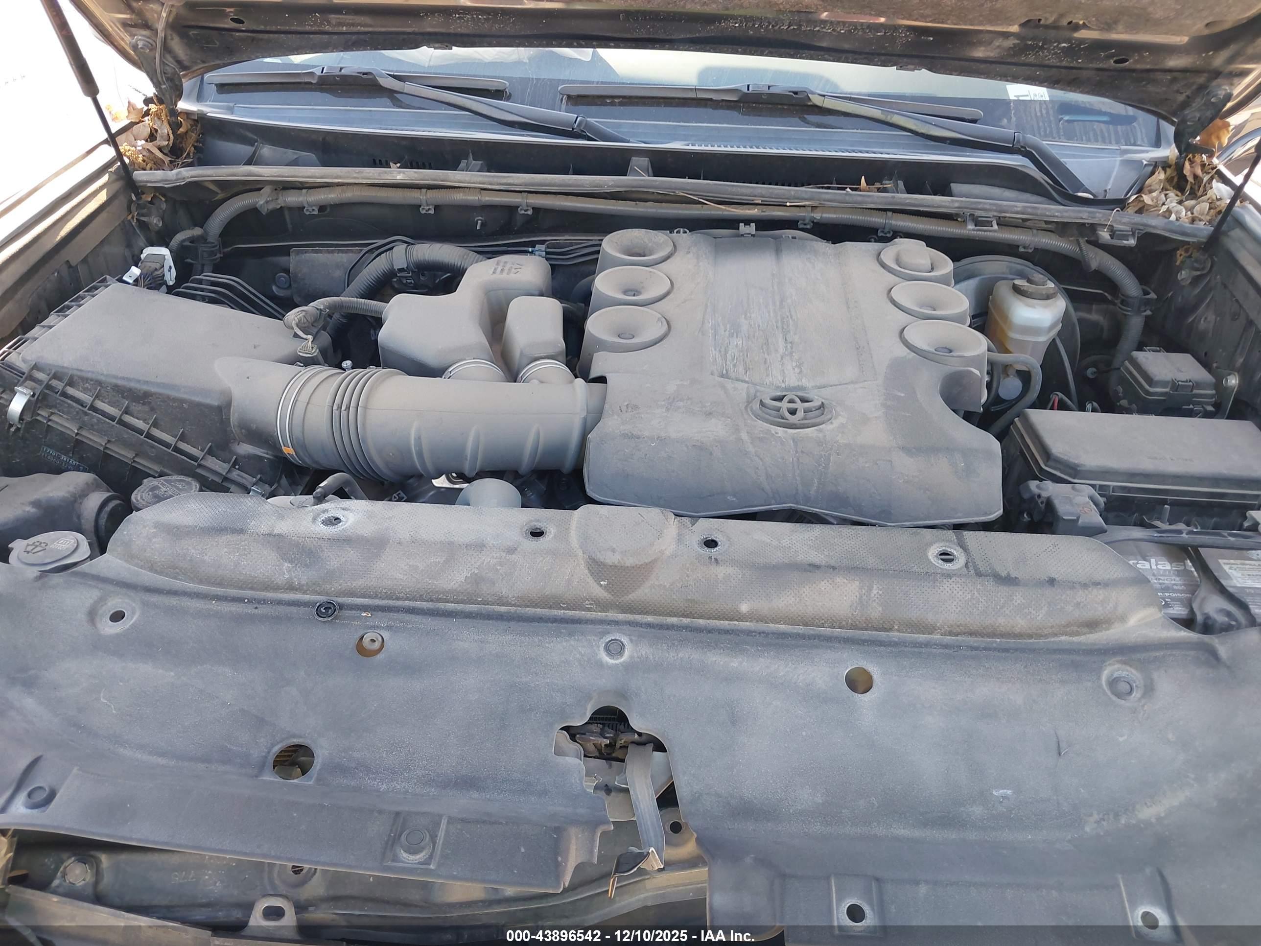TOYOTA 4RUNNER image 10