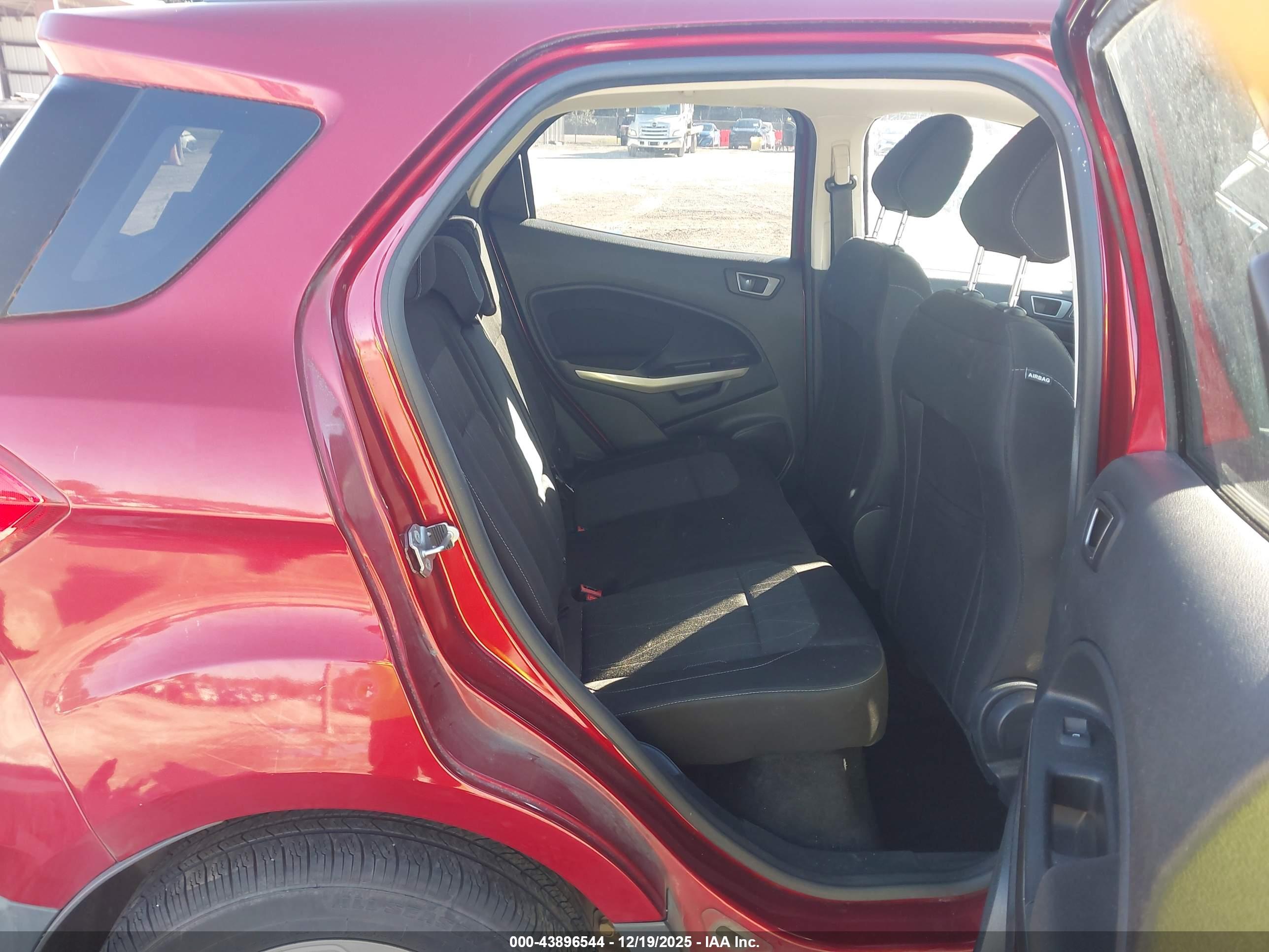 FORD ECOSPORT image 8