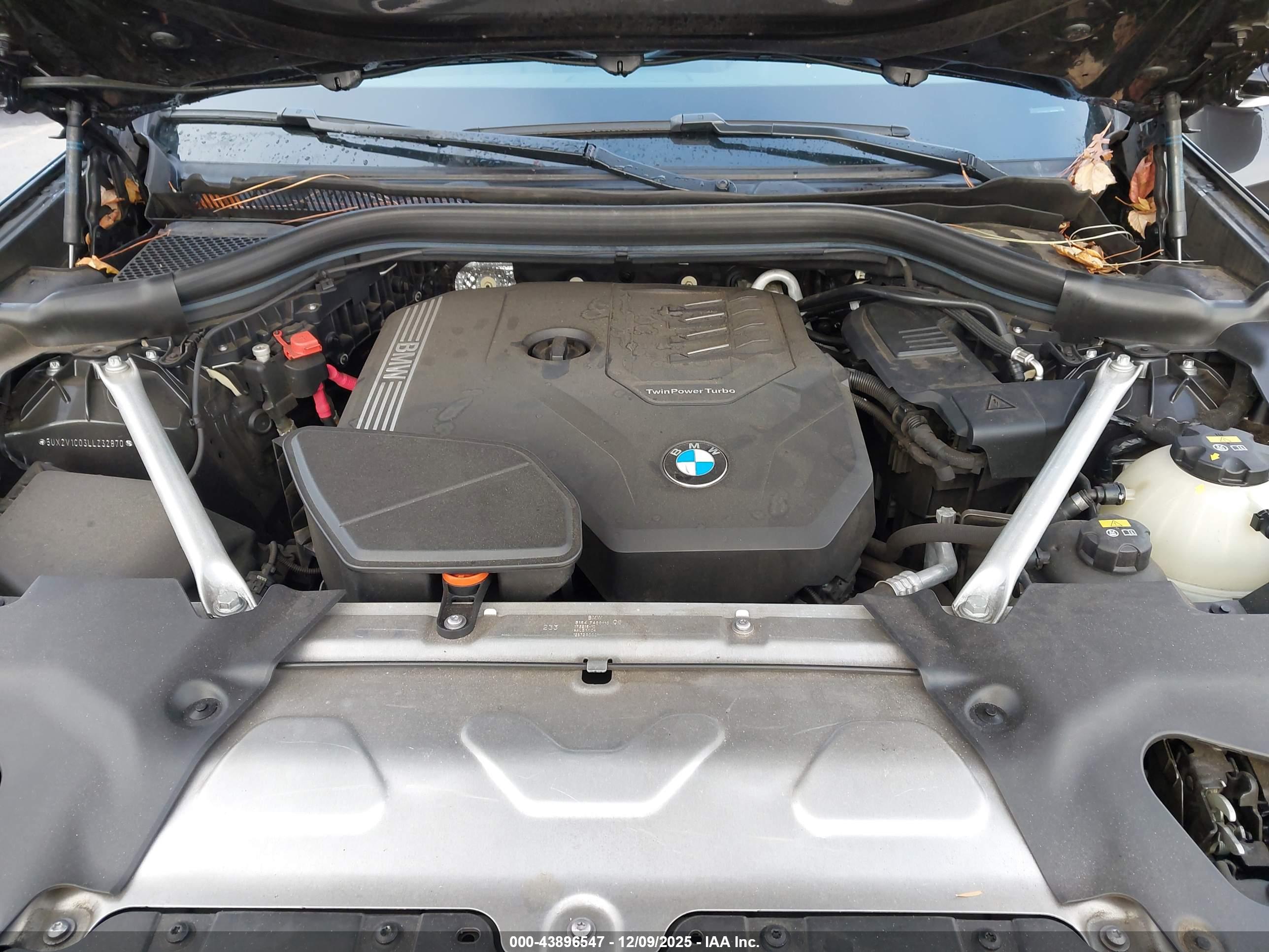 BMW X4 image 10
