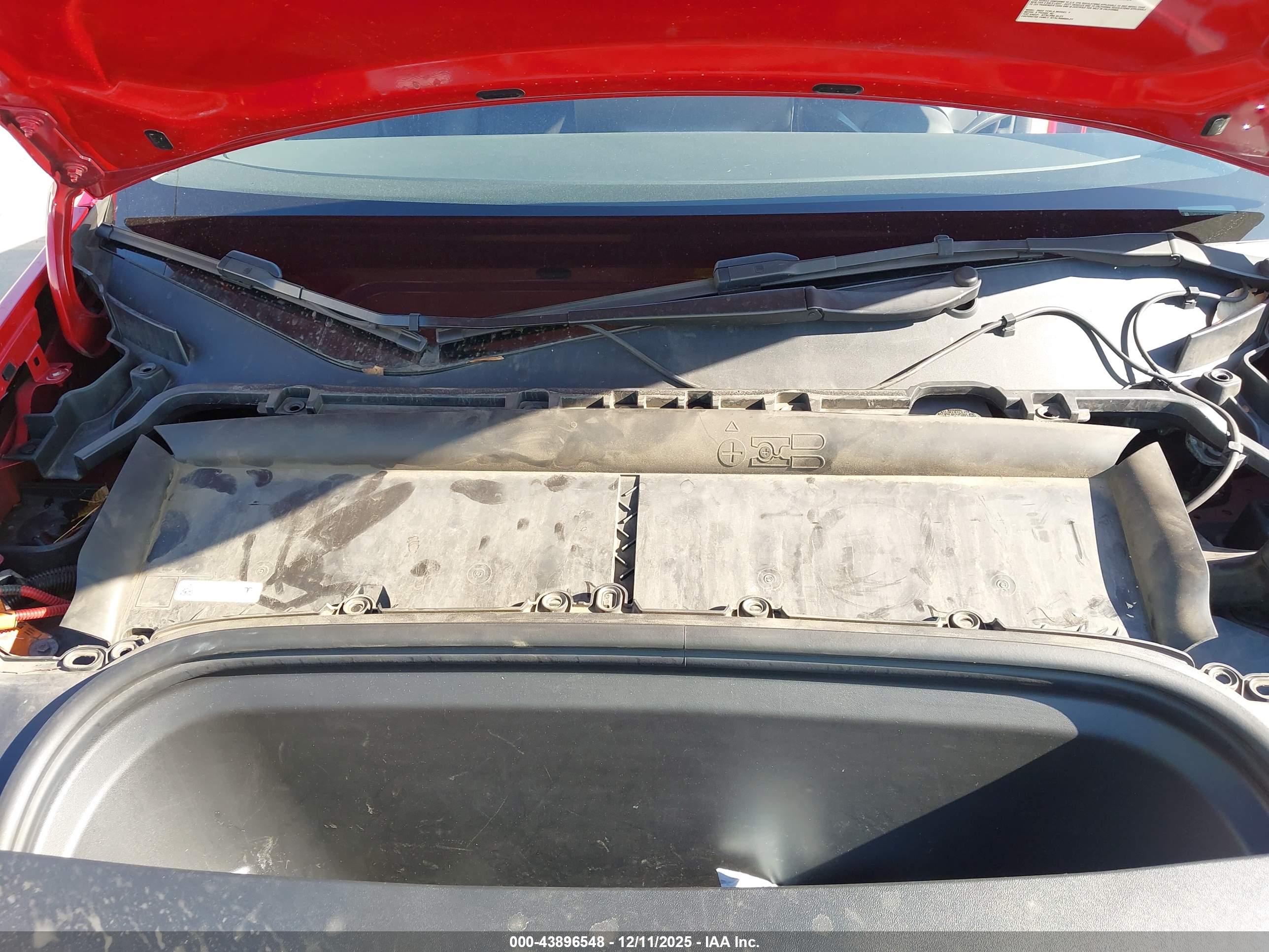 TESLA MODEL image 10