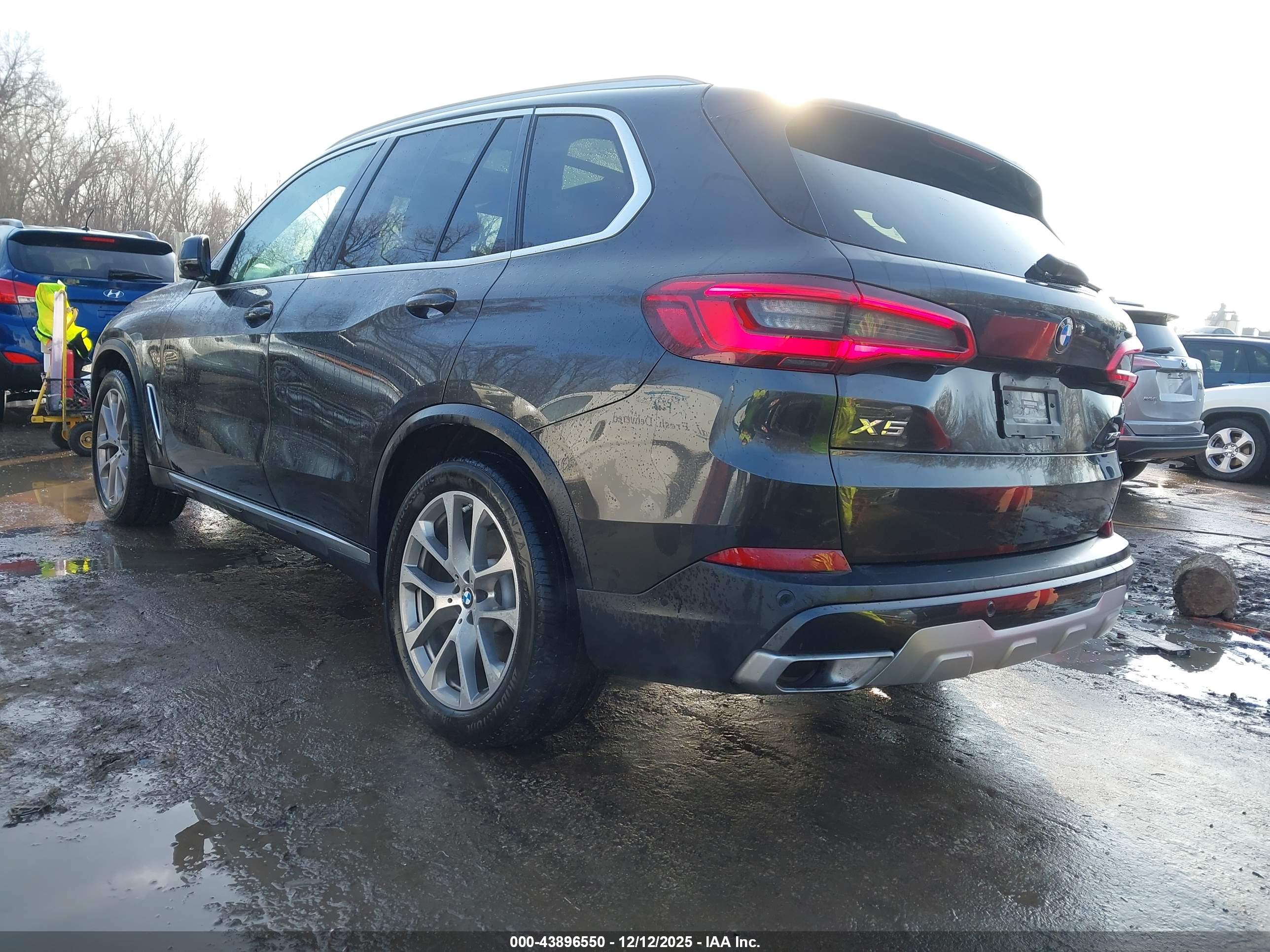 BMW X5 image 3