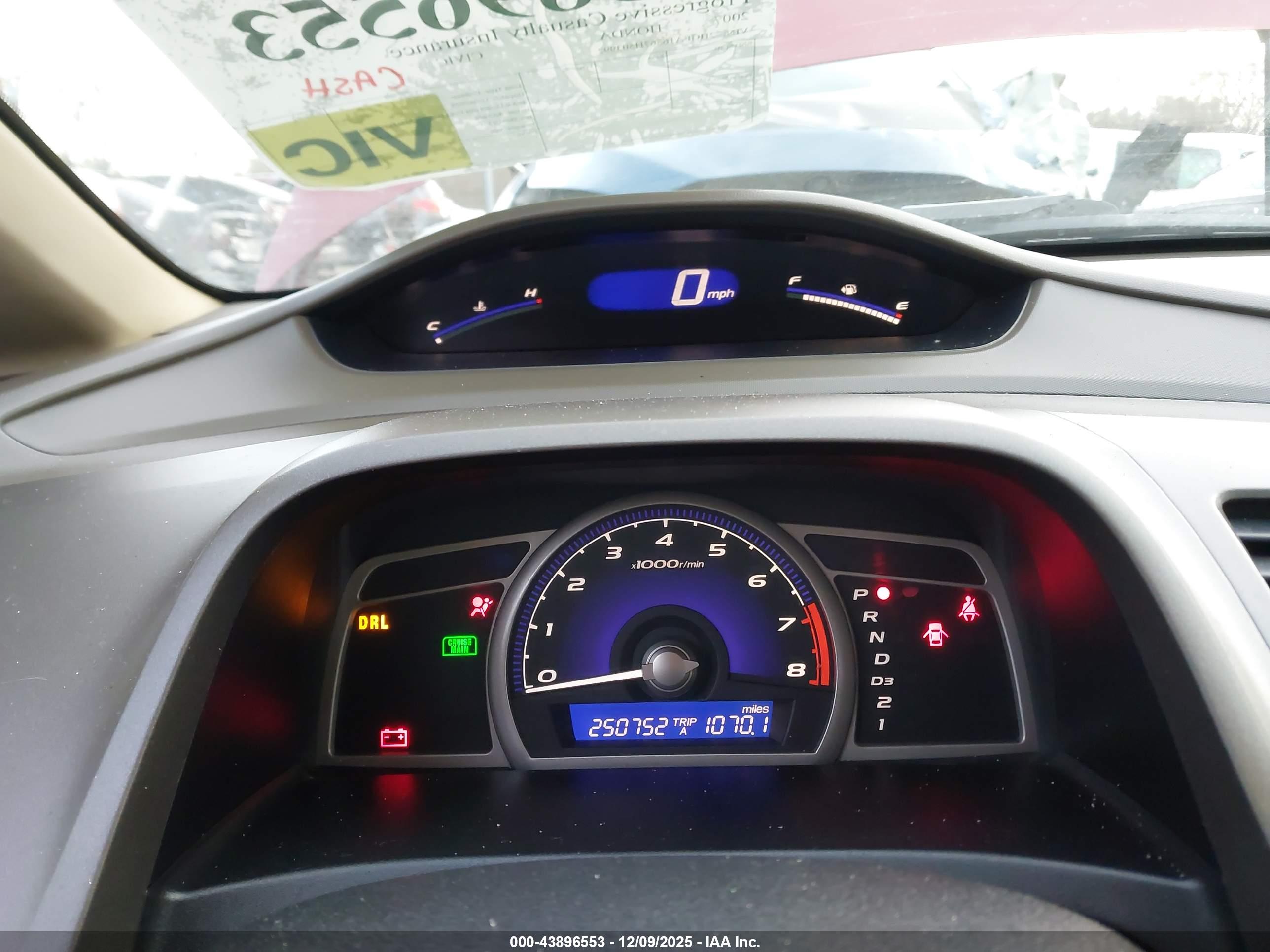 HONDA CIVIC image 7