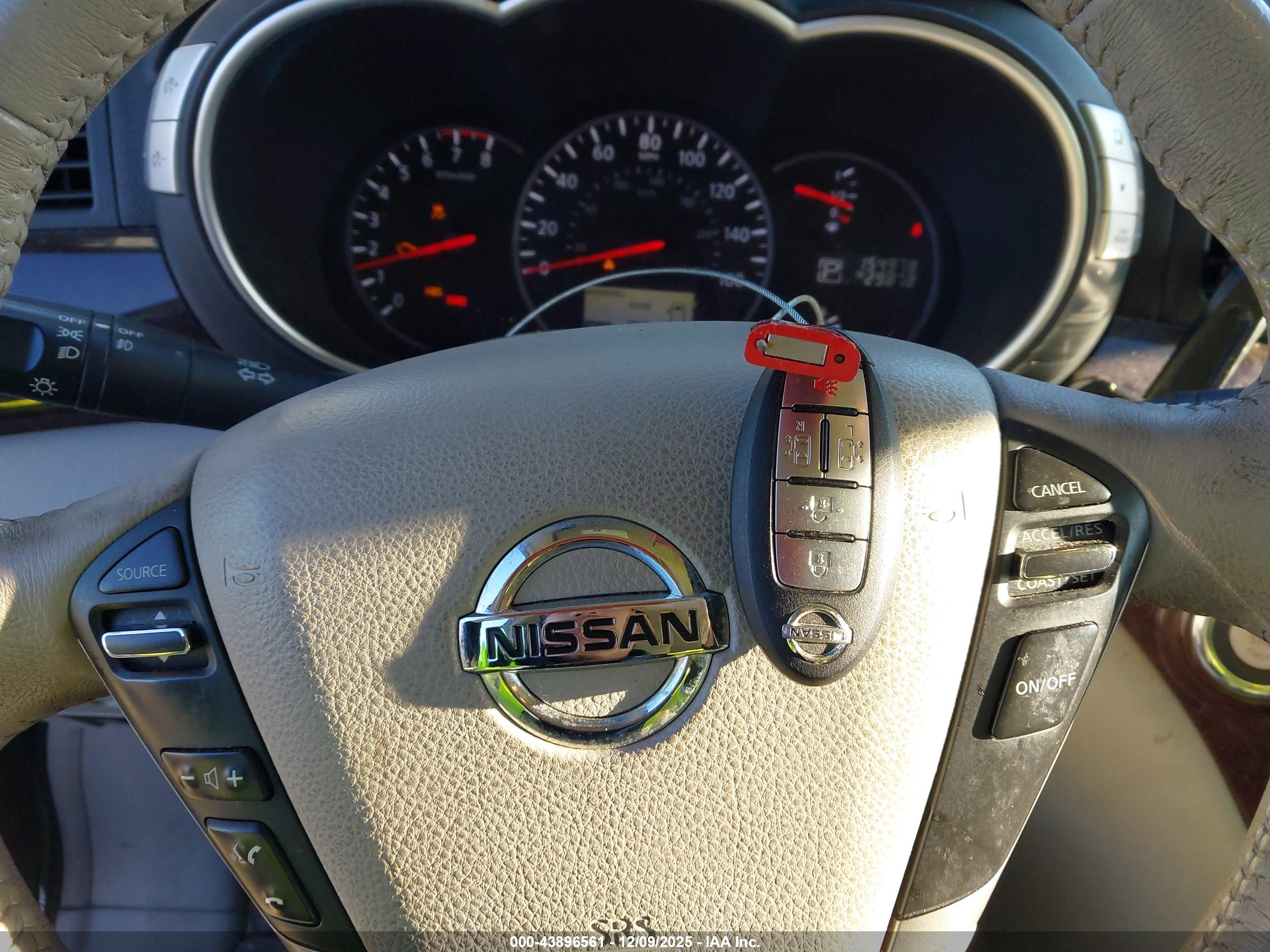 NISSAN QUEST image 11