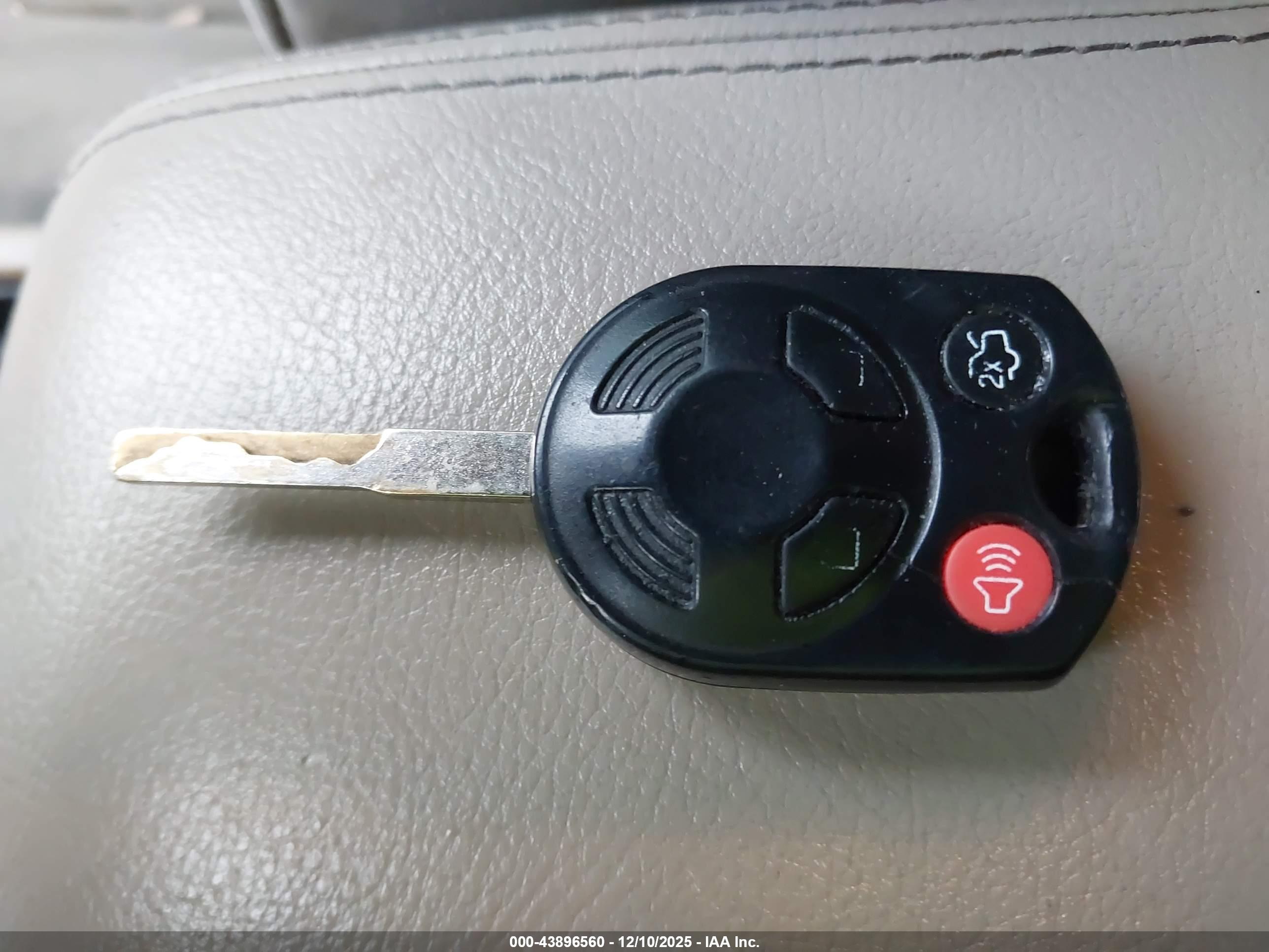 FORD FOCUS image 11