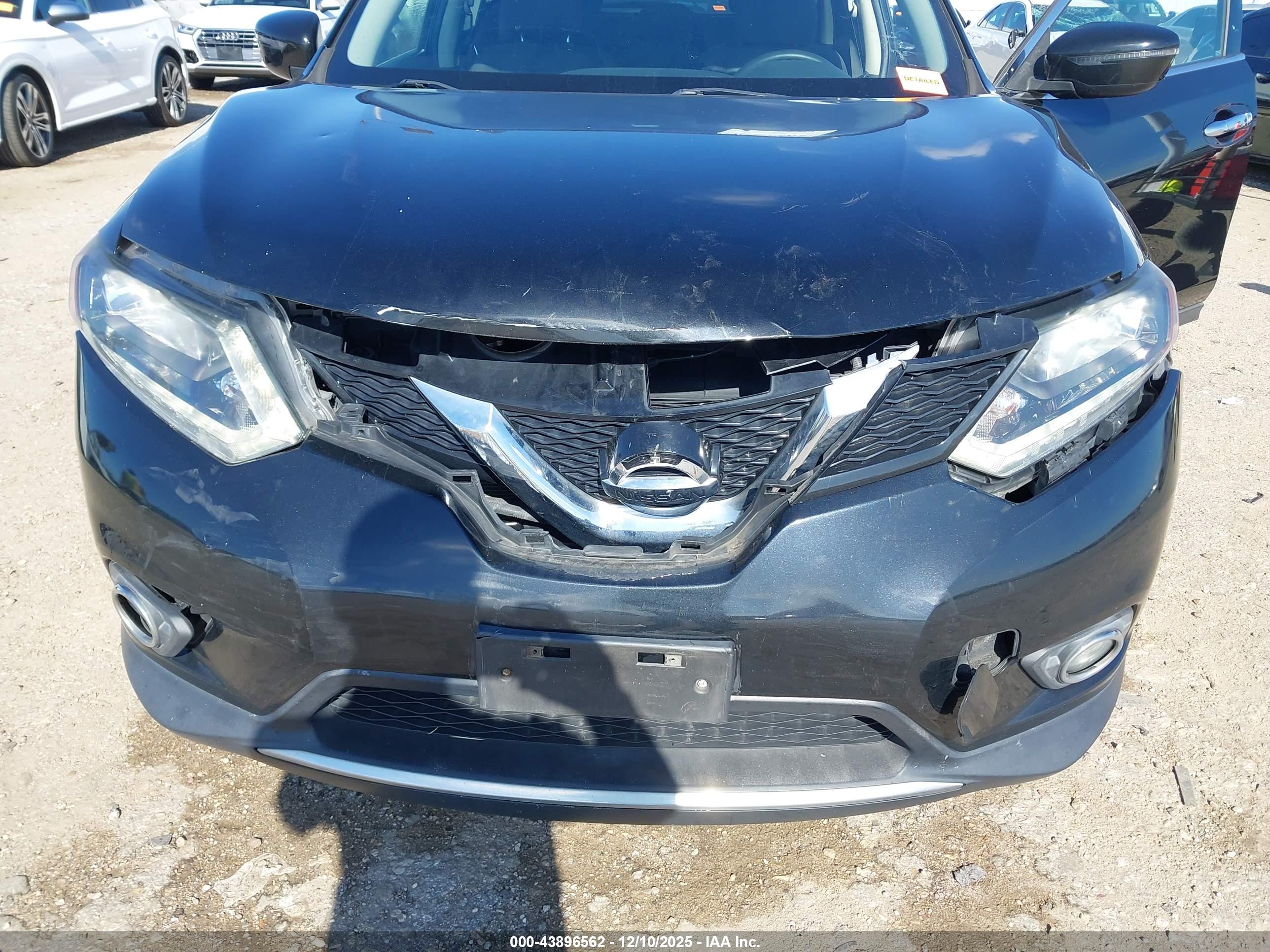 NISSAN ROGUE image 6