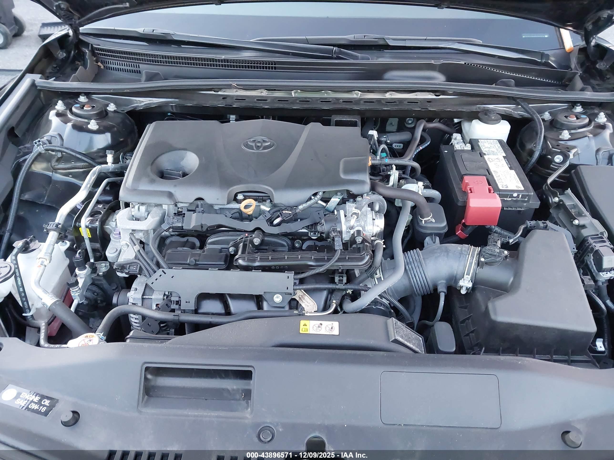 TOYOTA CAMRY image 10