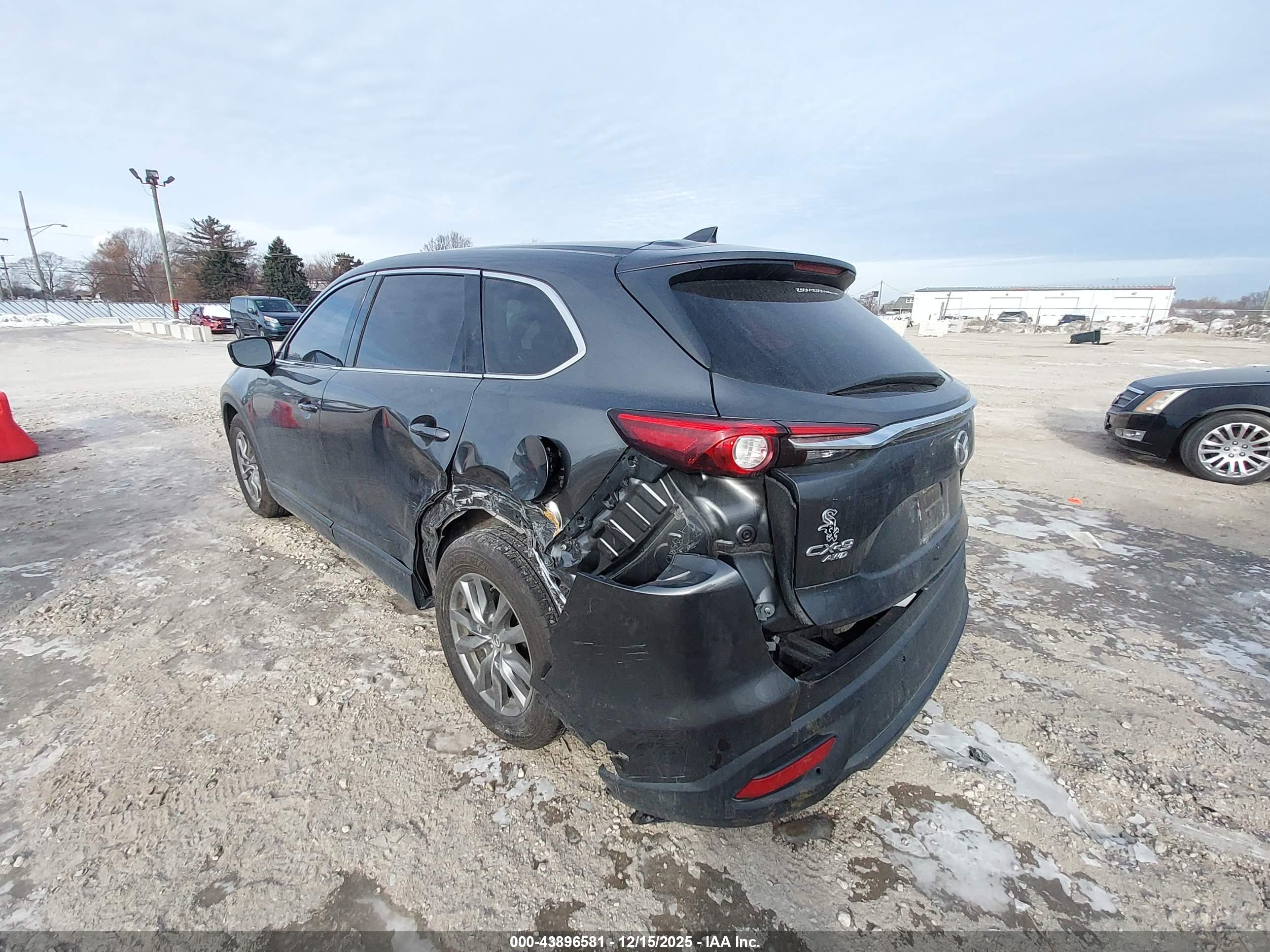 MAZDA CX-9 image 3