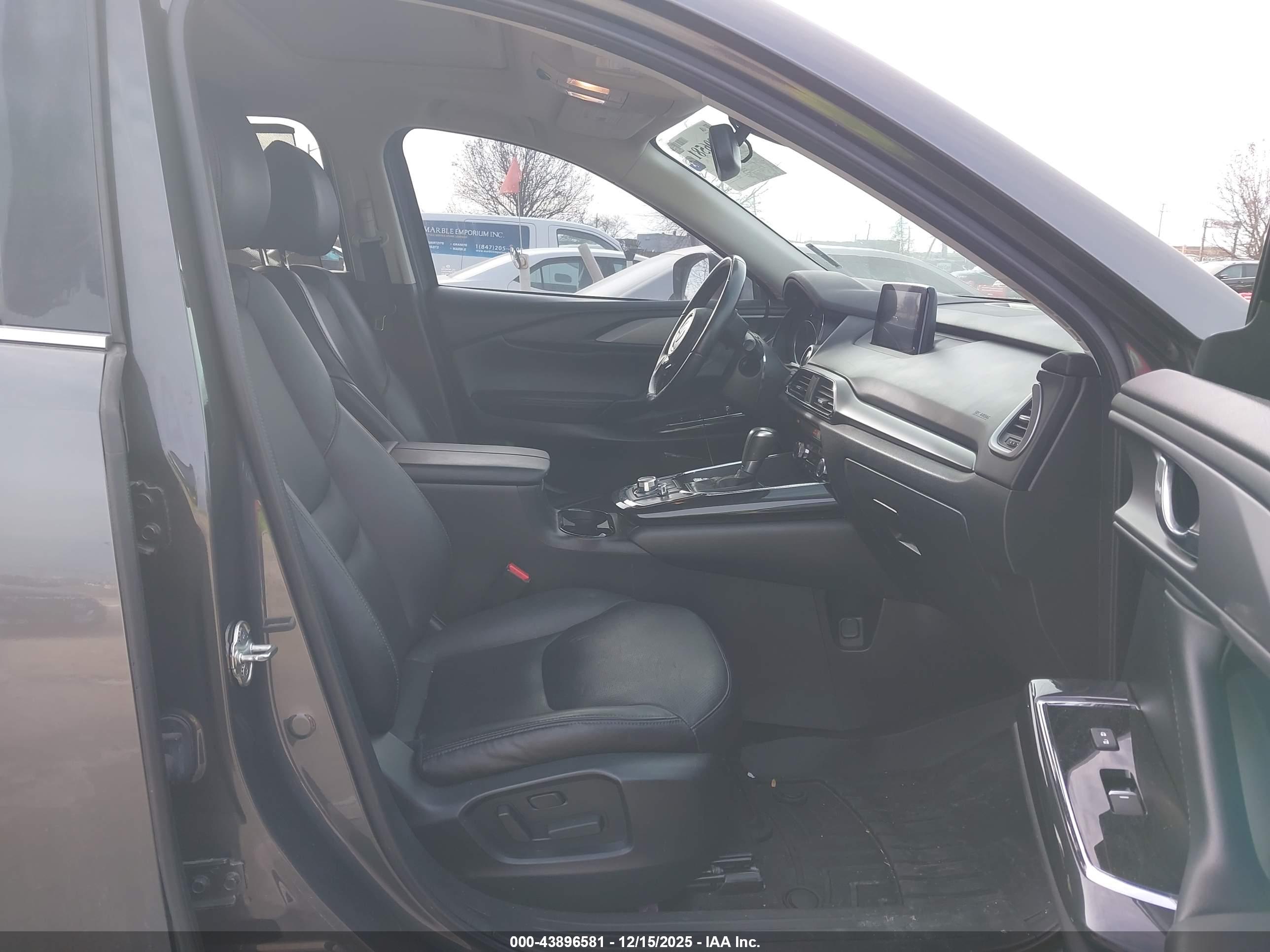 MAZDA CX-9 image 5