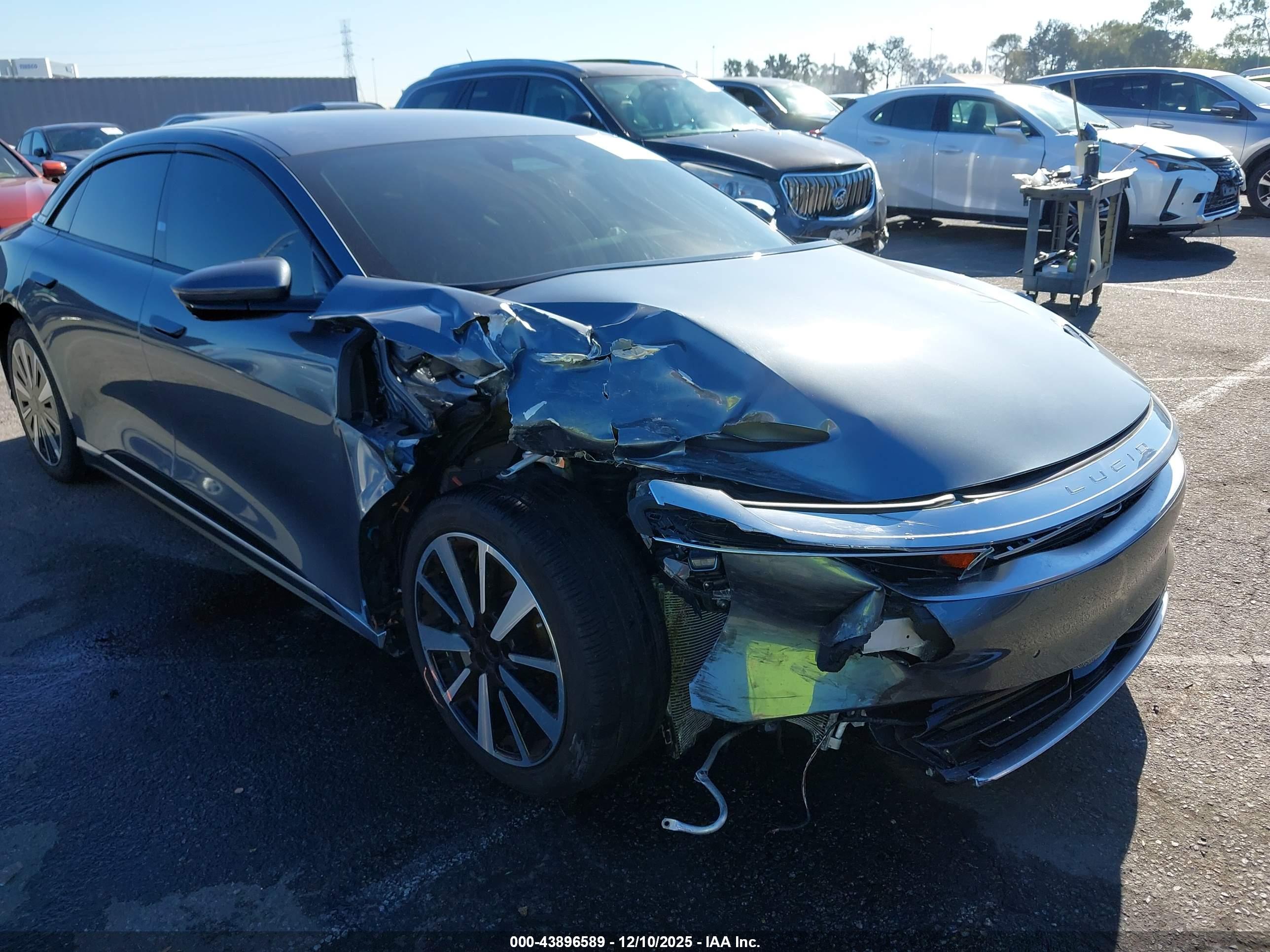 LUCID AIR image 6