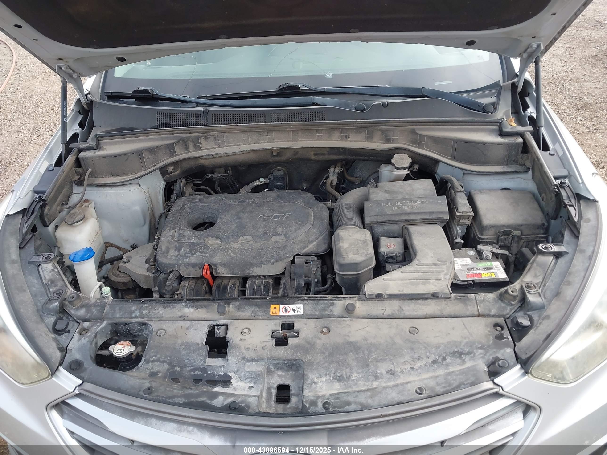HYUNDAI SANTA image 10