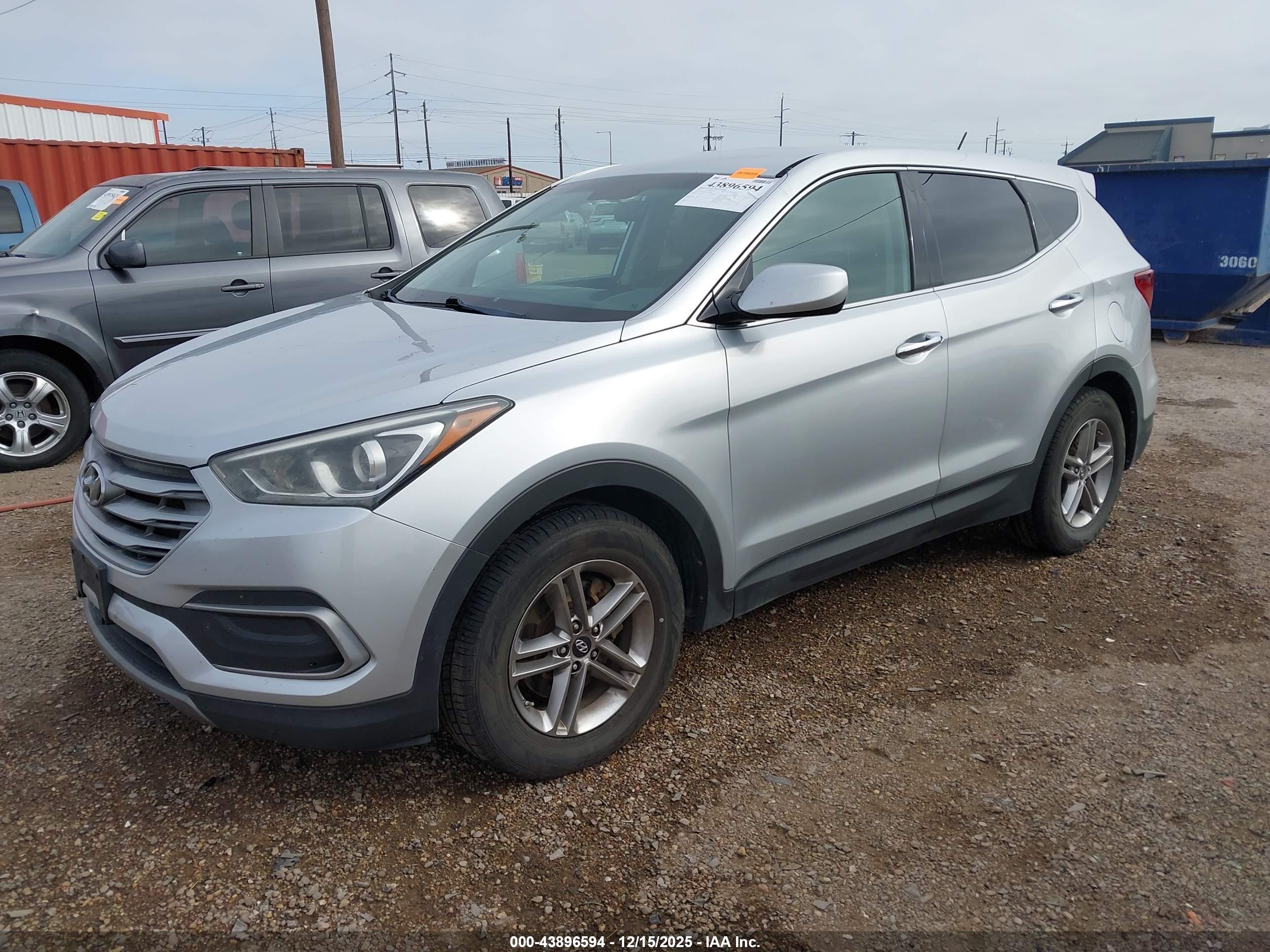 HYUNDAI SANTA image 2