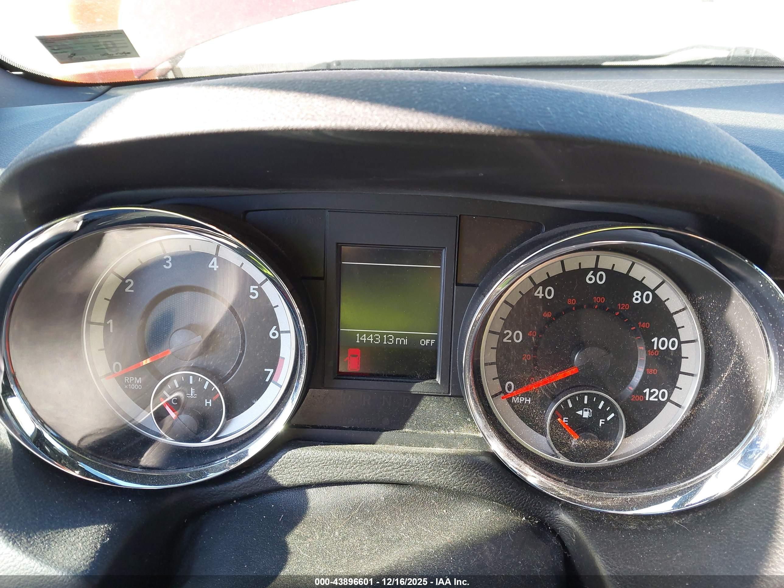 DODGE GRAND image 7
