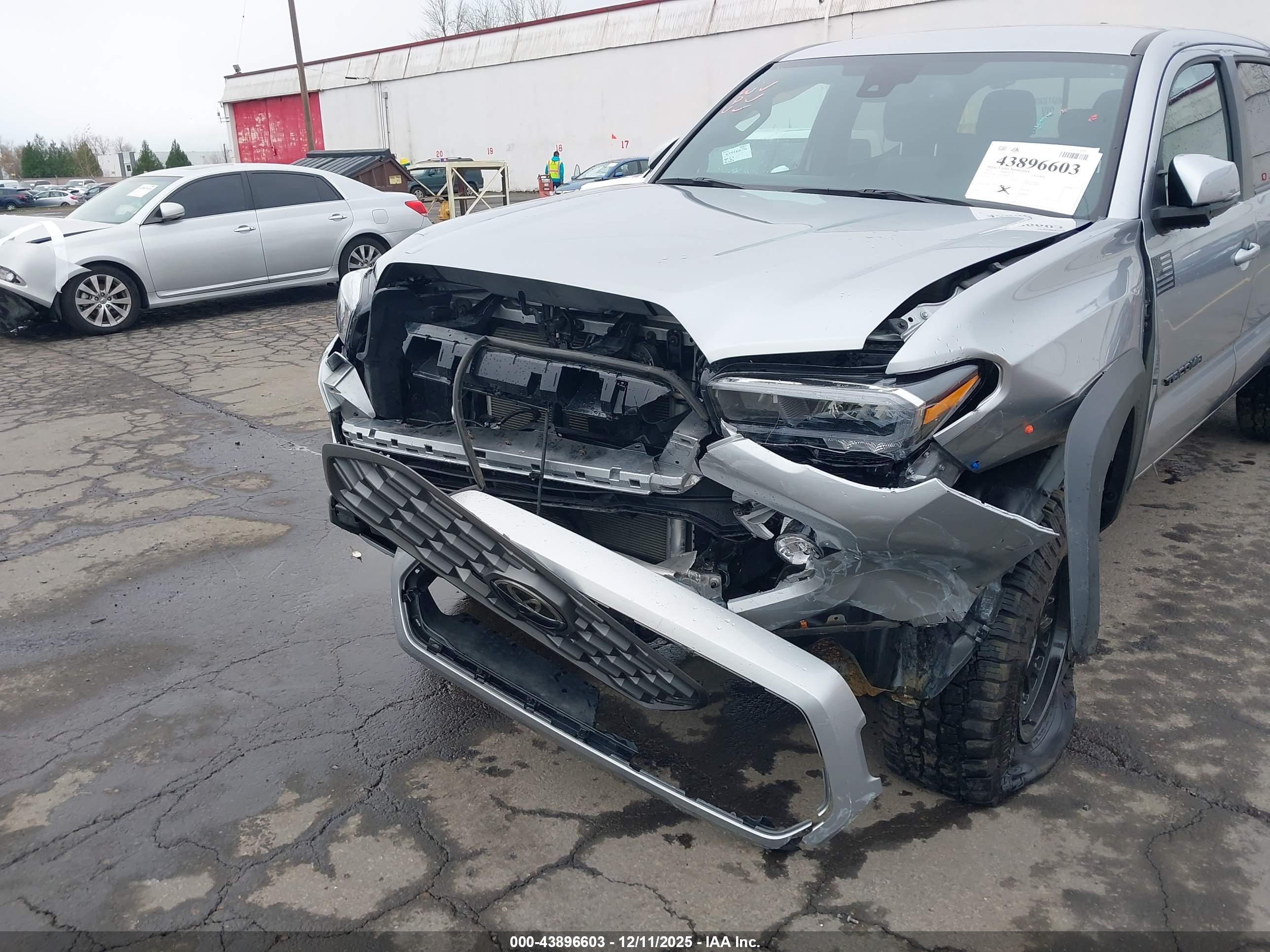 TOYOTA TACOMA image 6