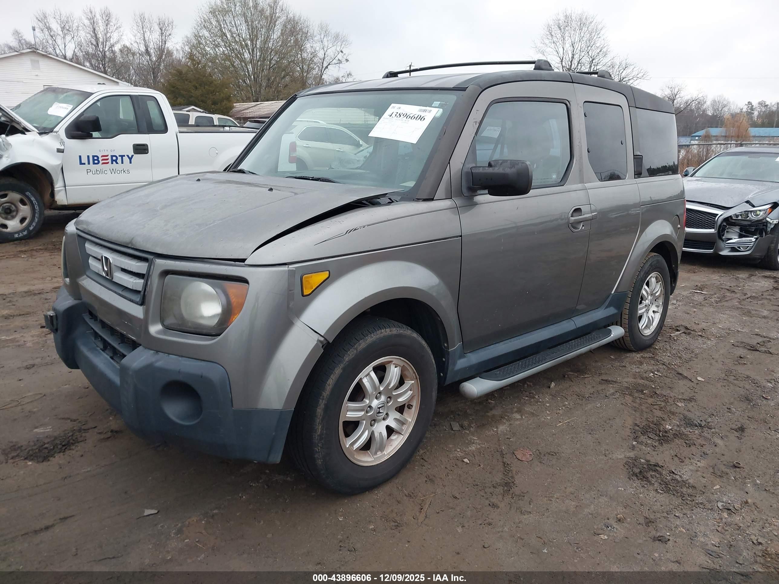 HONDA ELEMENT image 2