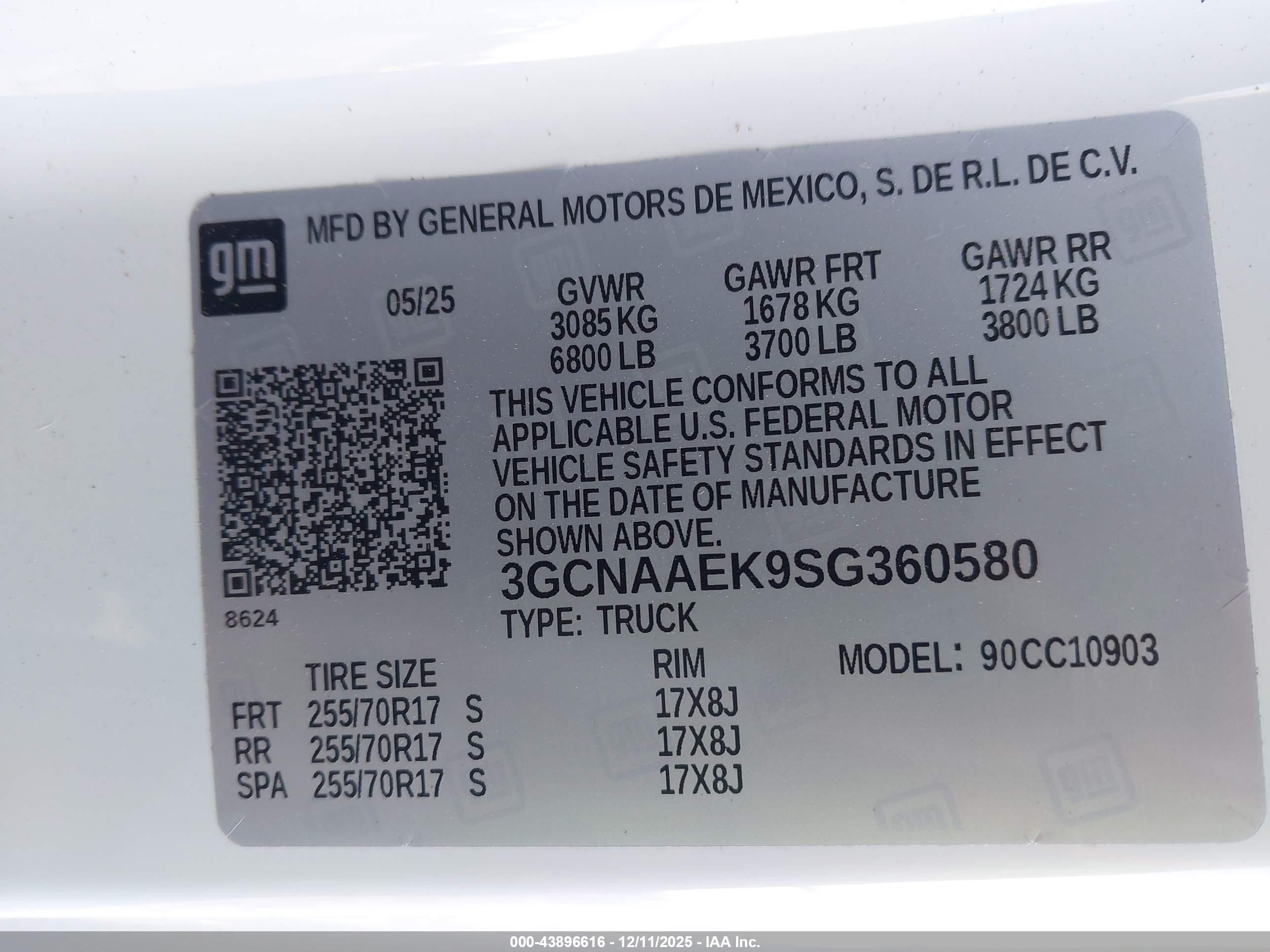 CHEVROLET SILVERADO image 9