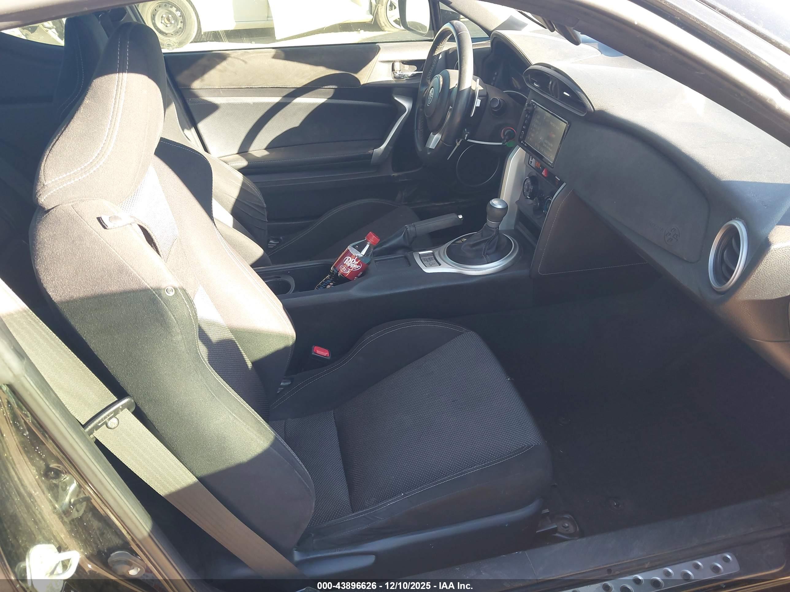 TOYOTA 86 image 5