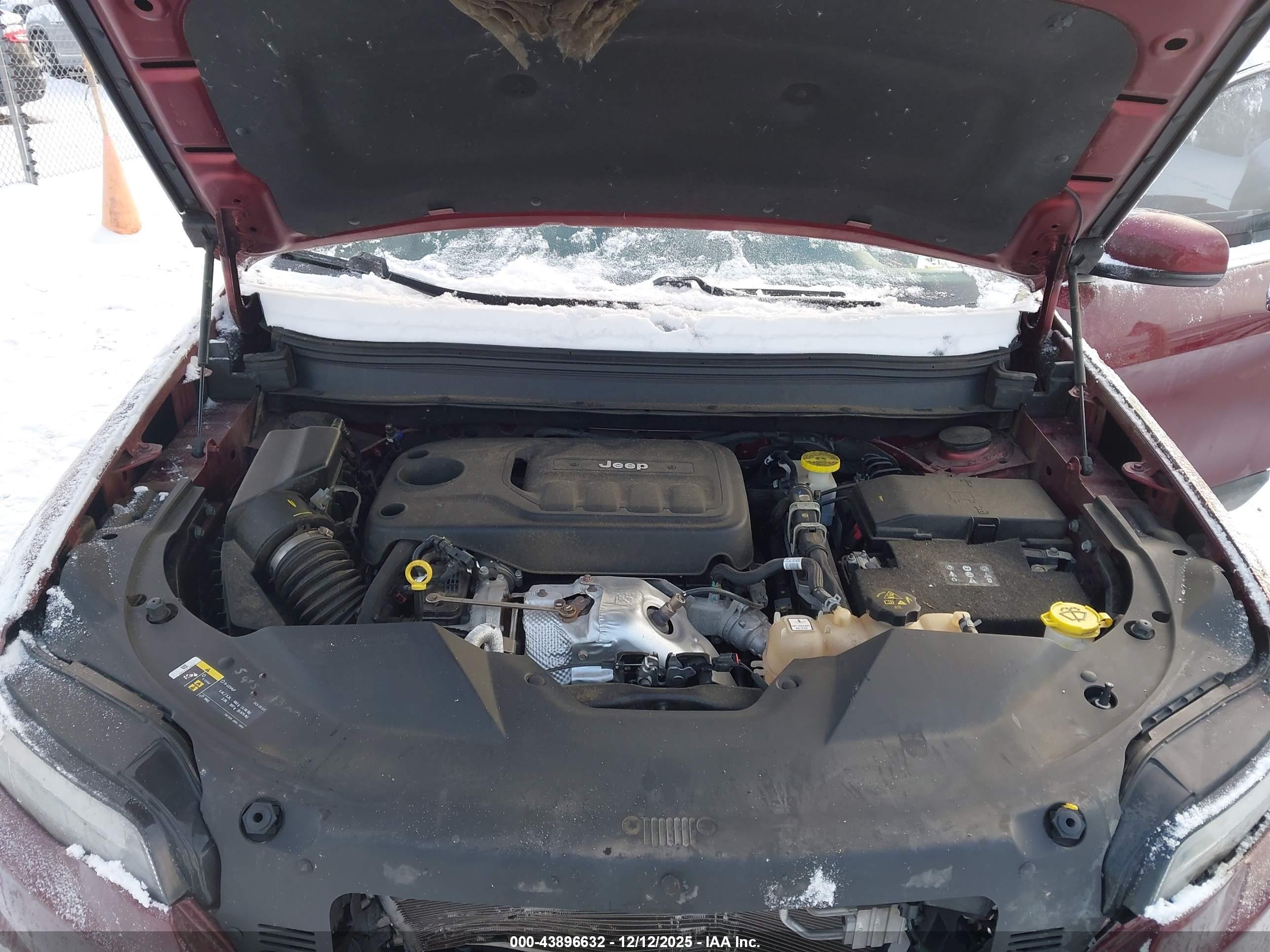 JEEP CHEROKEE image 10