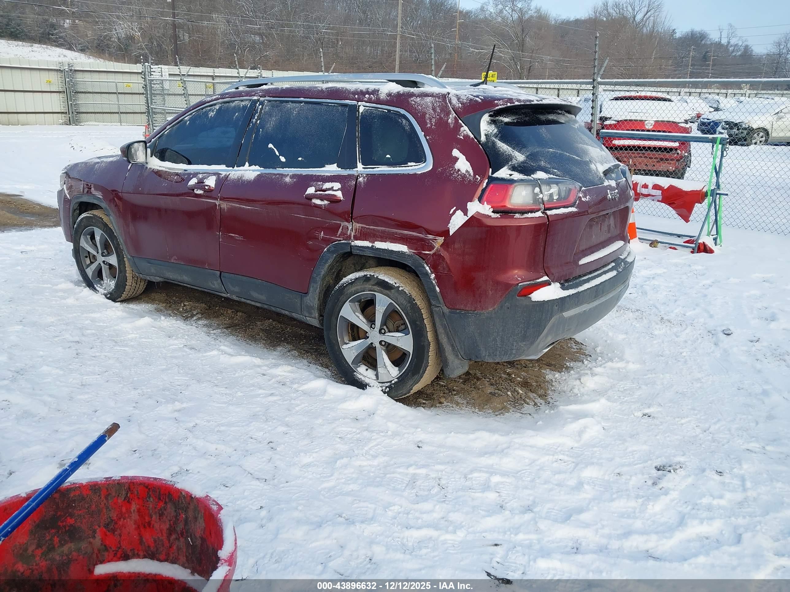 JEEP CHEROKEE image 3
