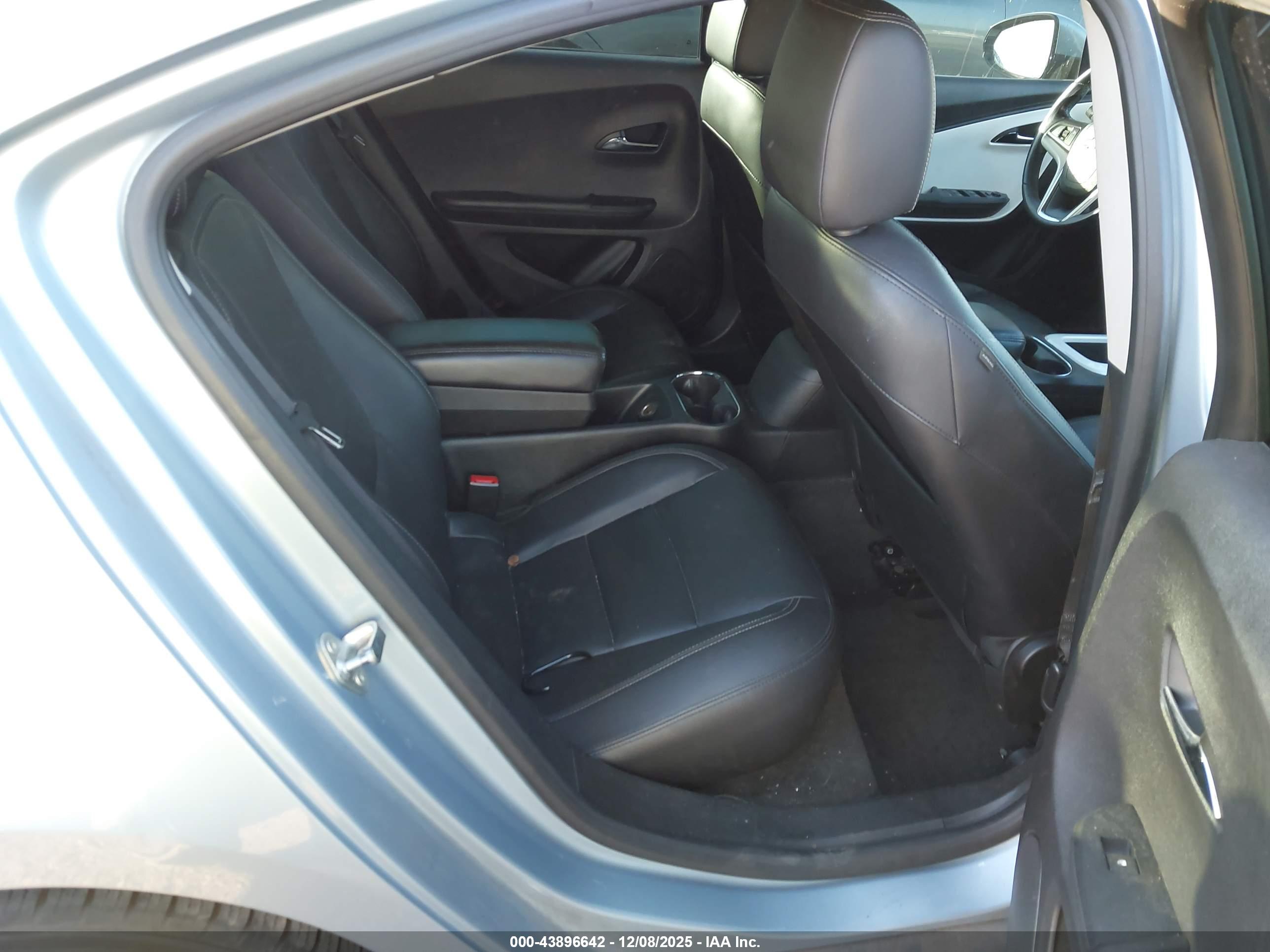 CHEVROLET VOLT image 8