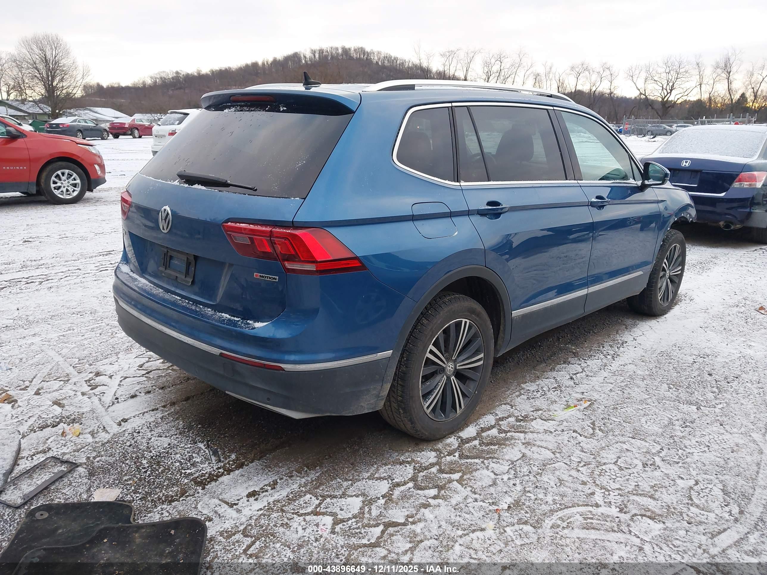 VOLKSWAGEN TIGUAN image 4