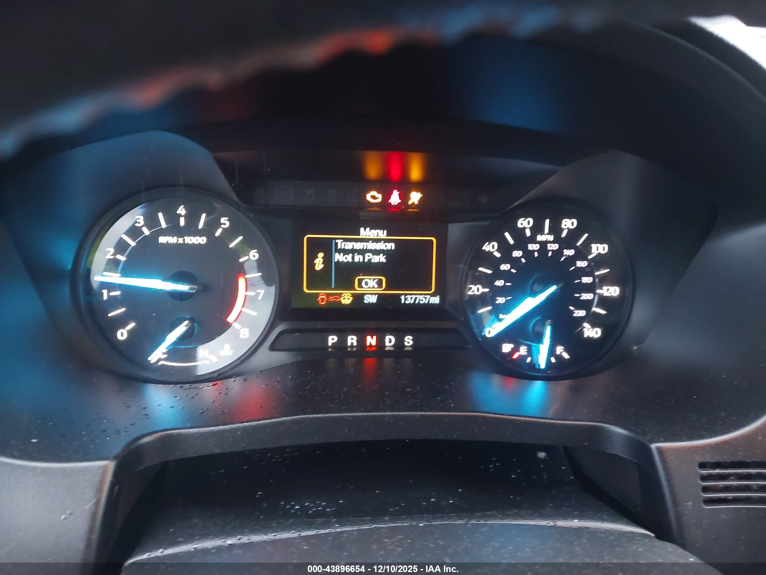 FORD EXPLORER image 7
