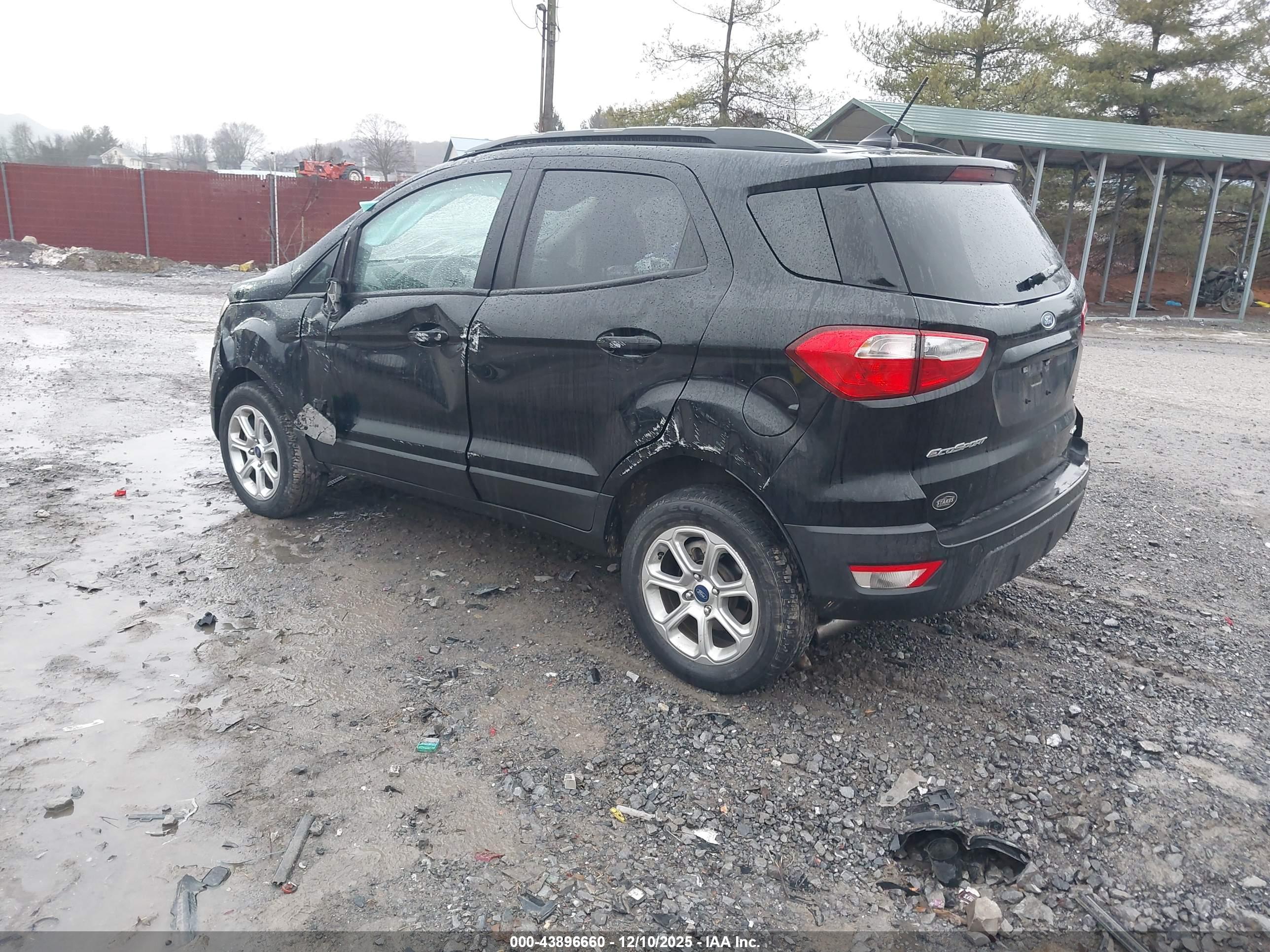 FORD ECOSPORT image 3