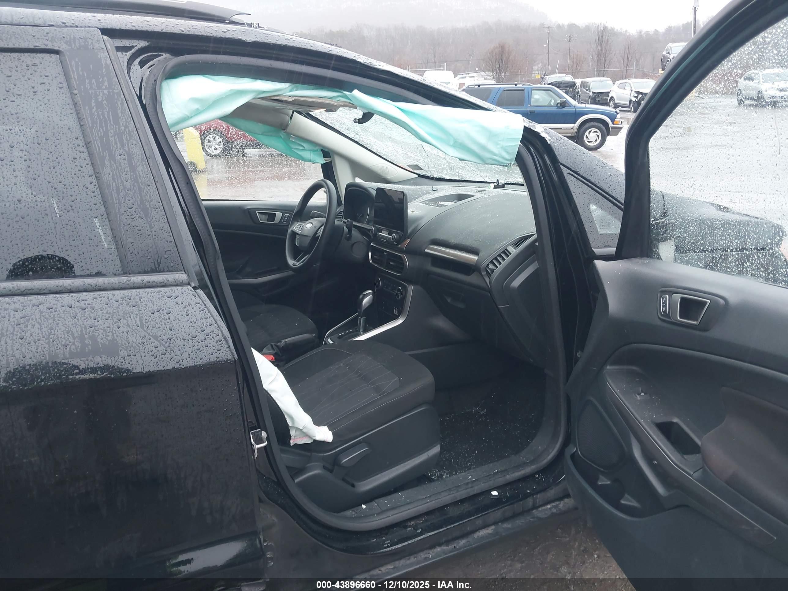 FORD ECOSPORT image 5