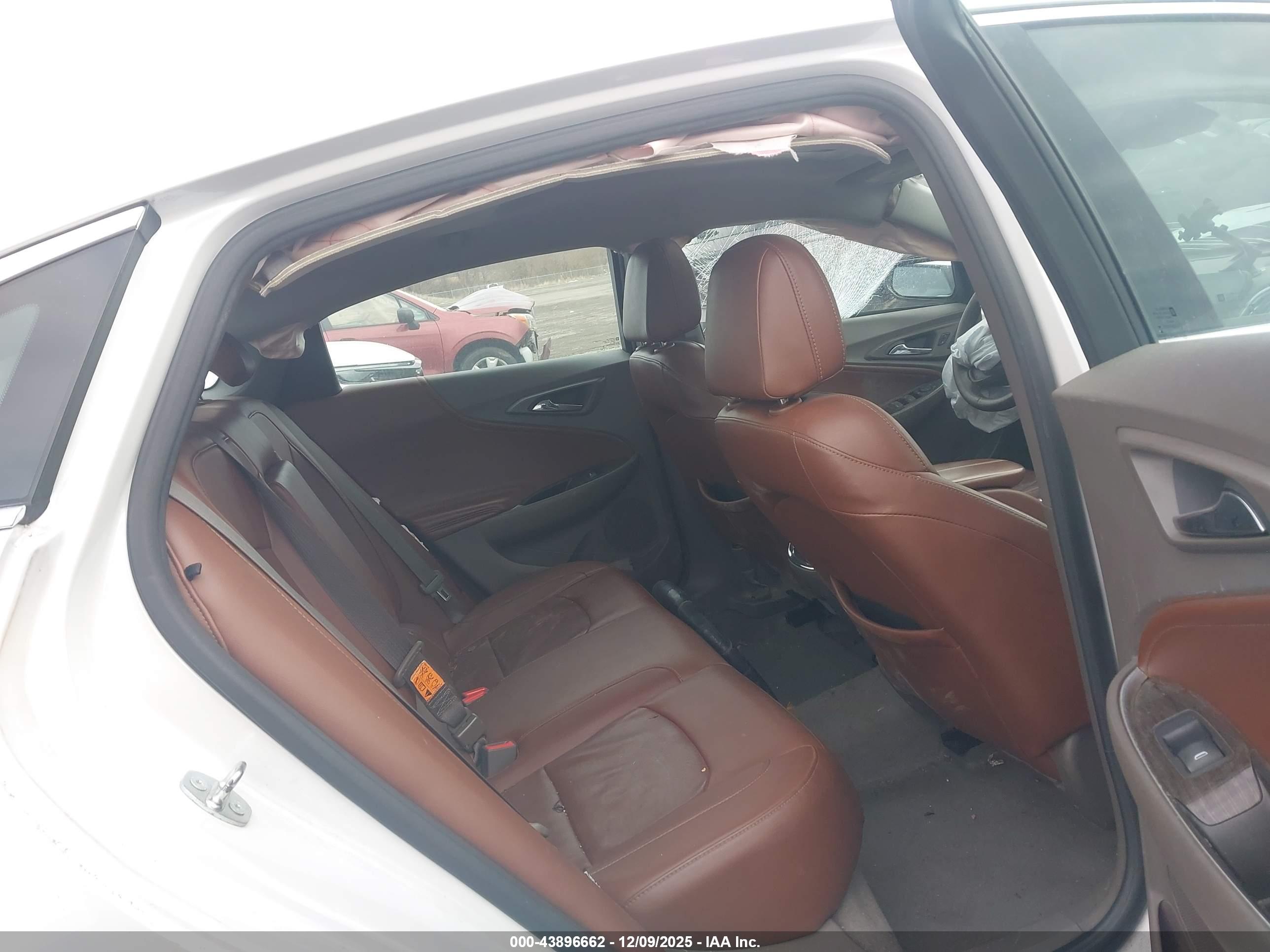 CHEVROLET MALIBU image 8