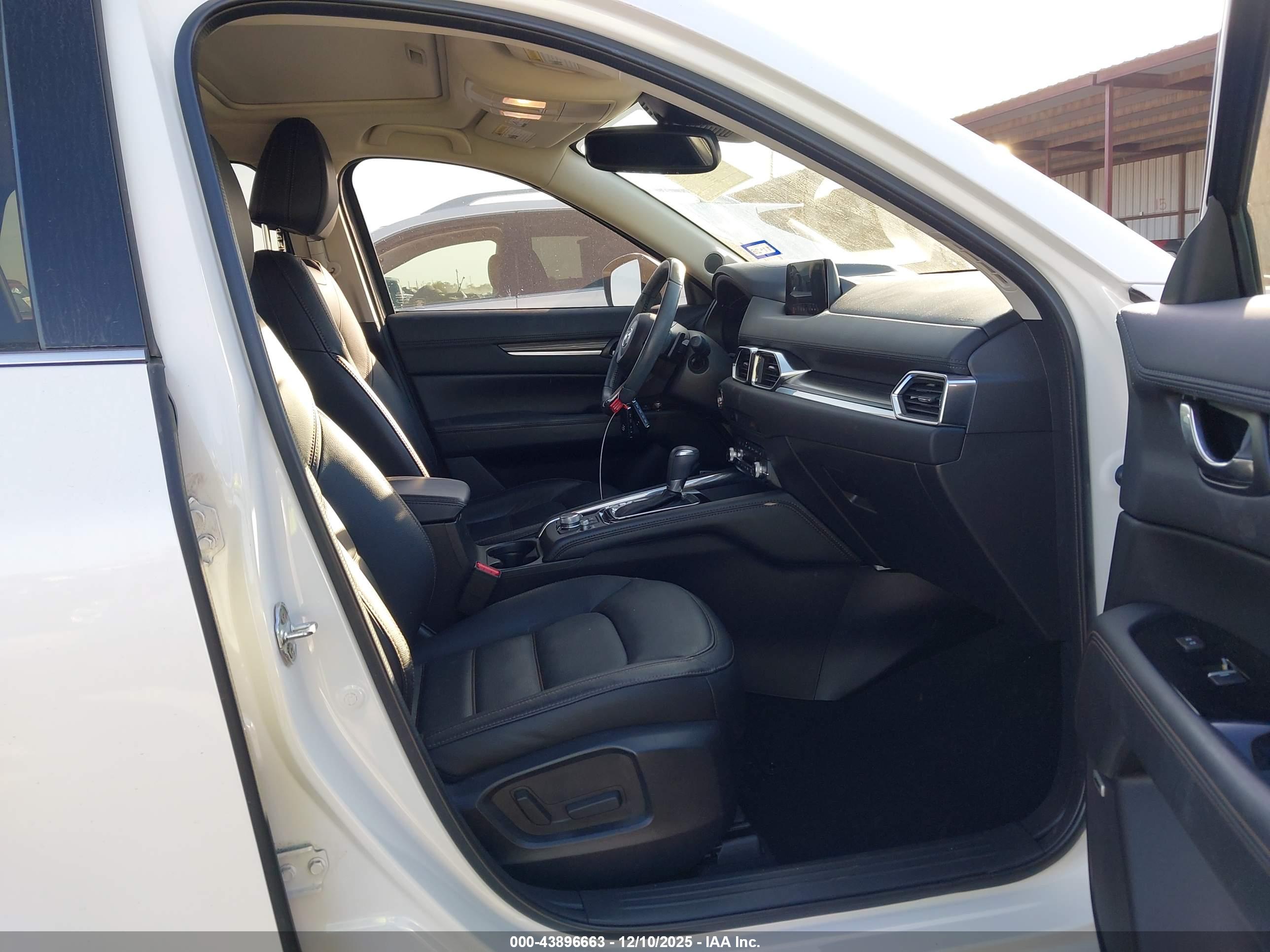 MAZDA CX-5 image 5