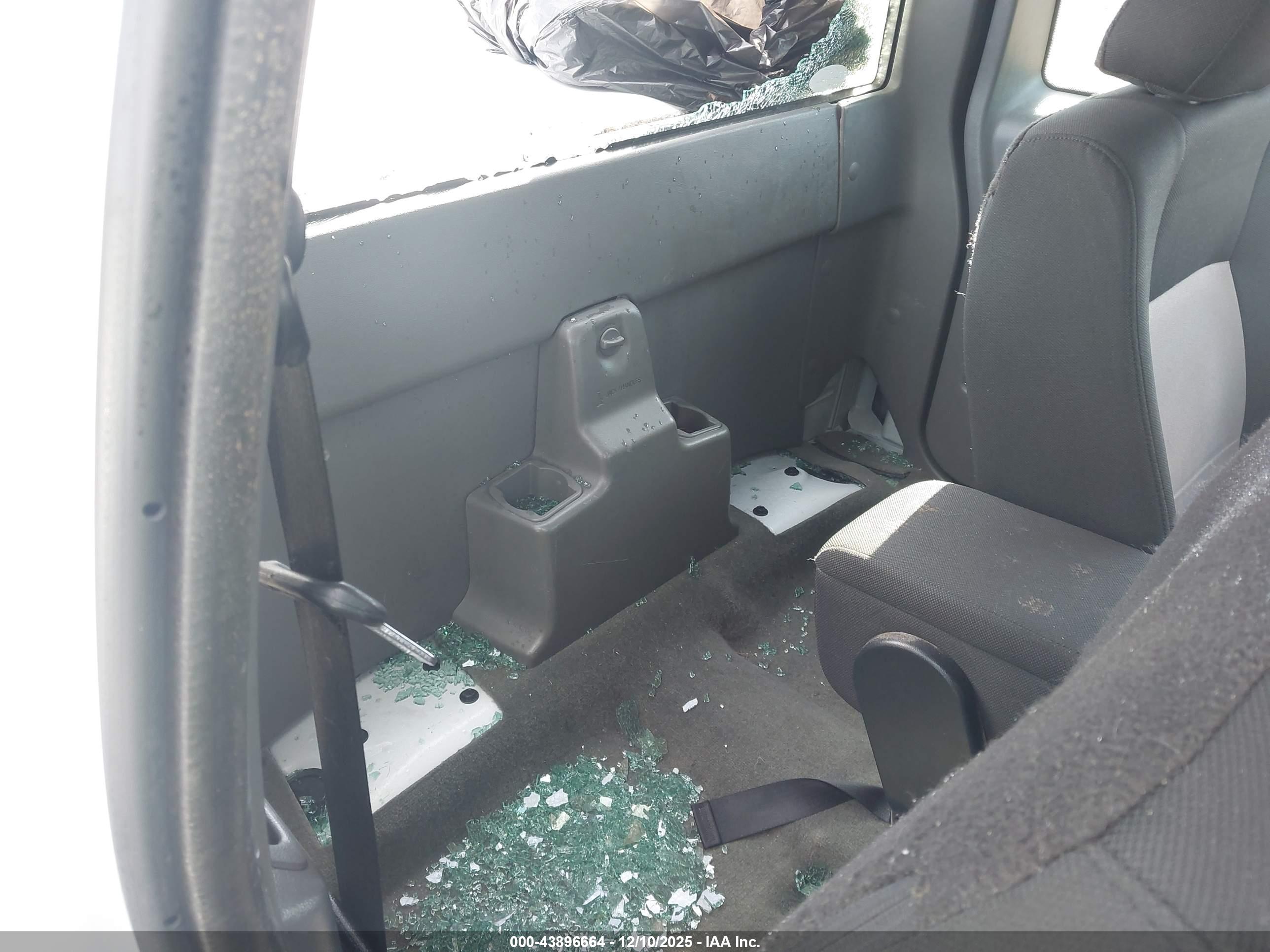 FORD RANGER image 8