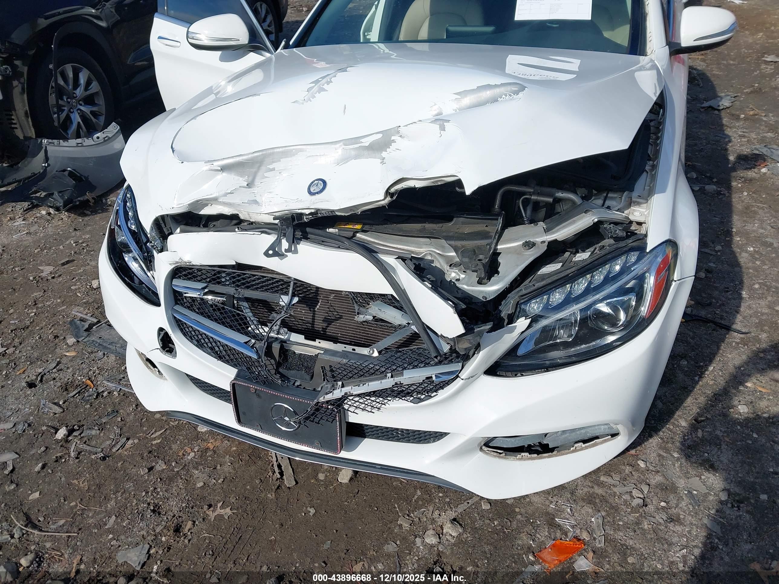 MERCEDES-BENZ C image 6