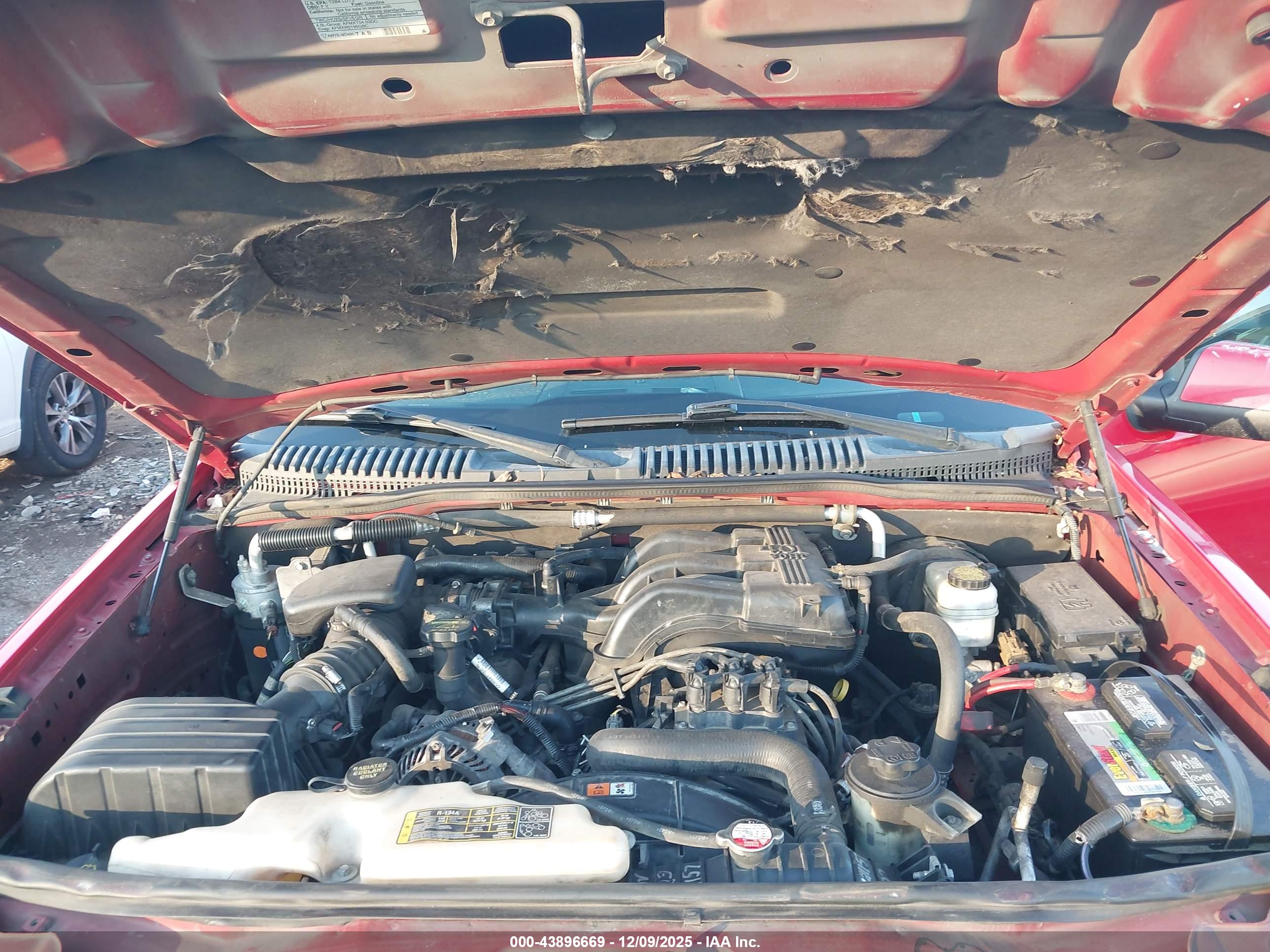 FORD EXPLORER image 10