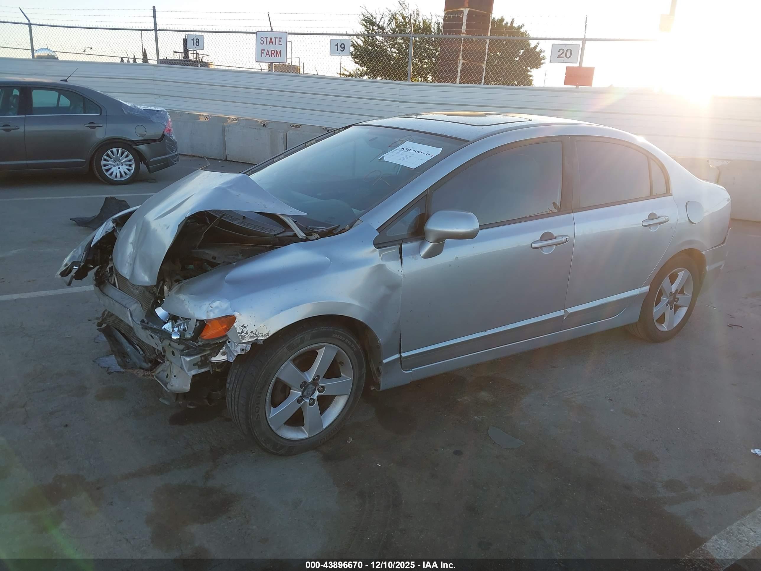 HONDA CIVIC image 2