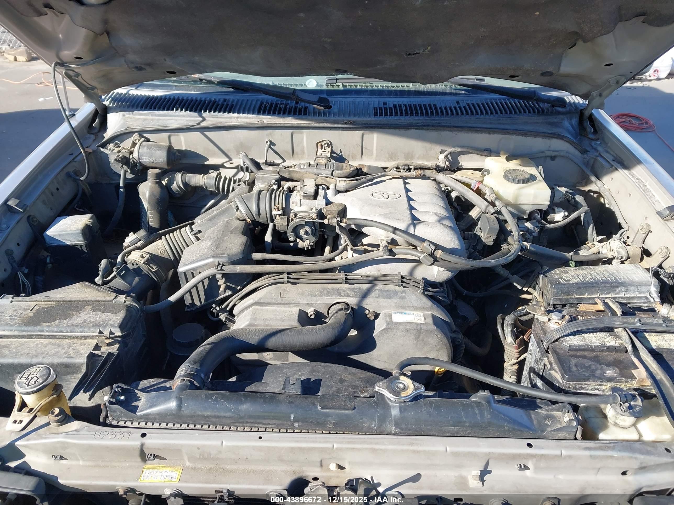 TOYOTA 4RUNNER image 10