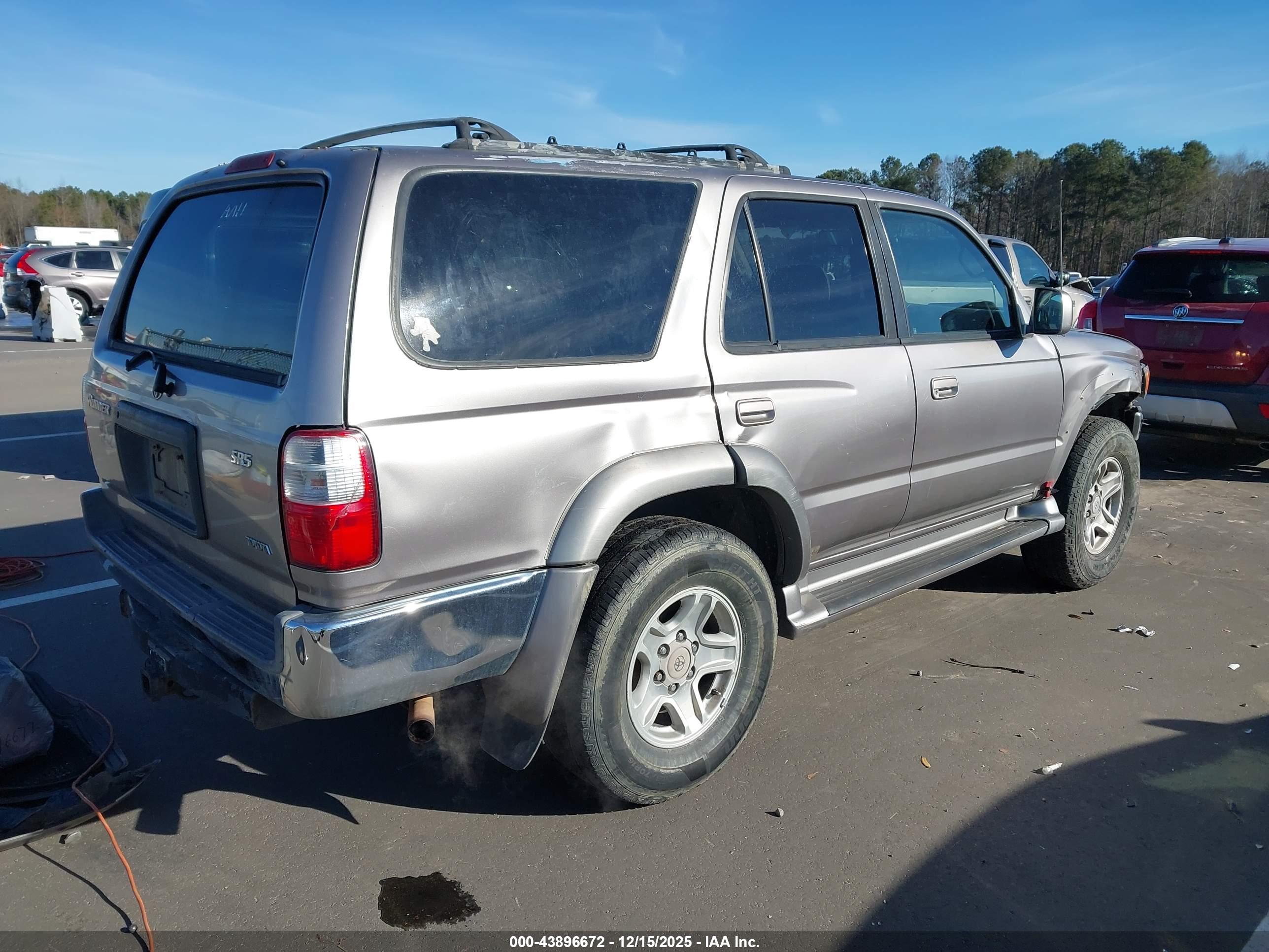 TOYOTA 4RUNNER image 4
