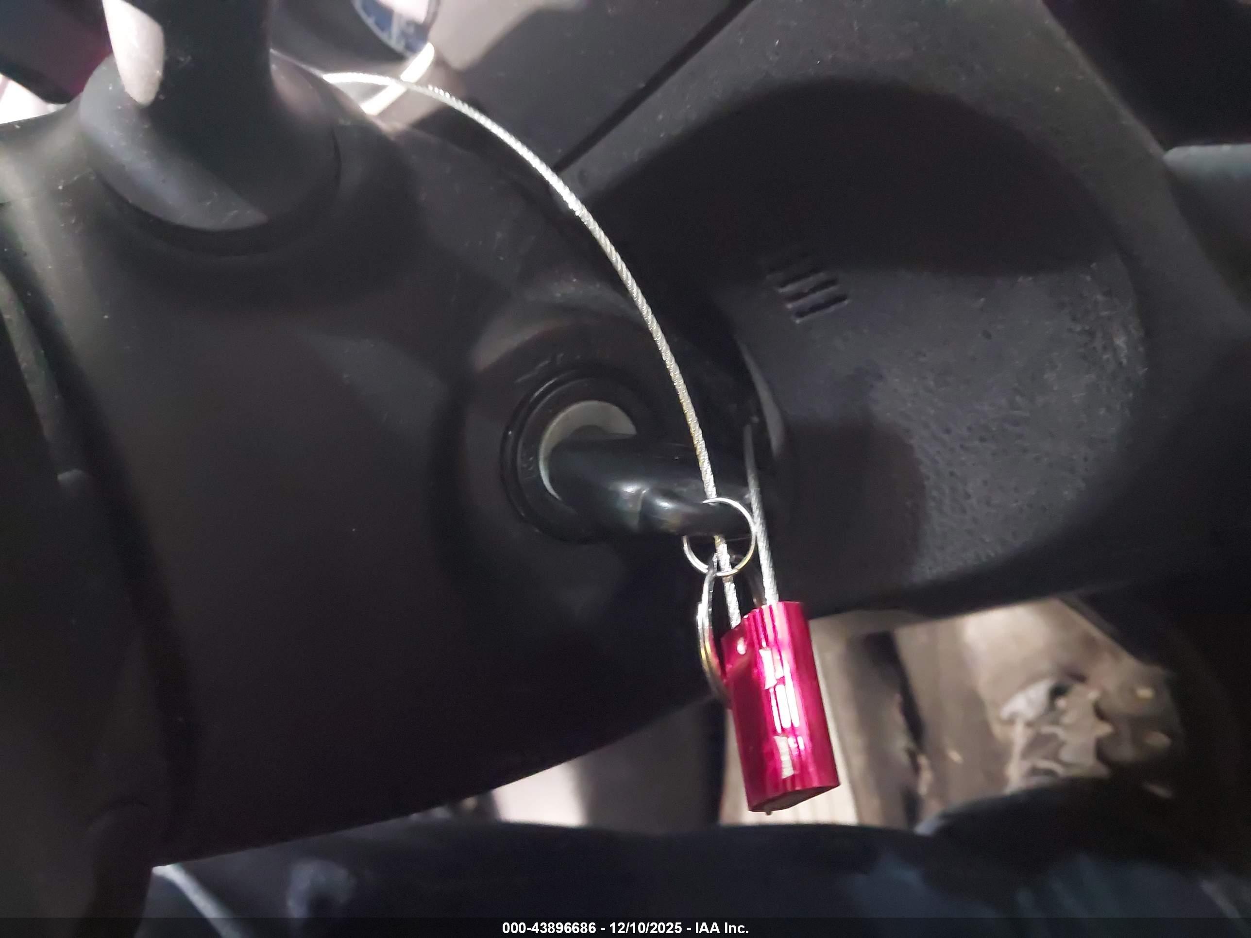 TOYOTA COROLLA image 11