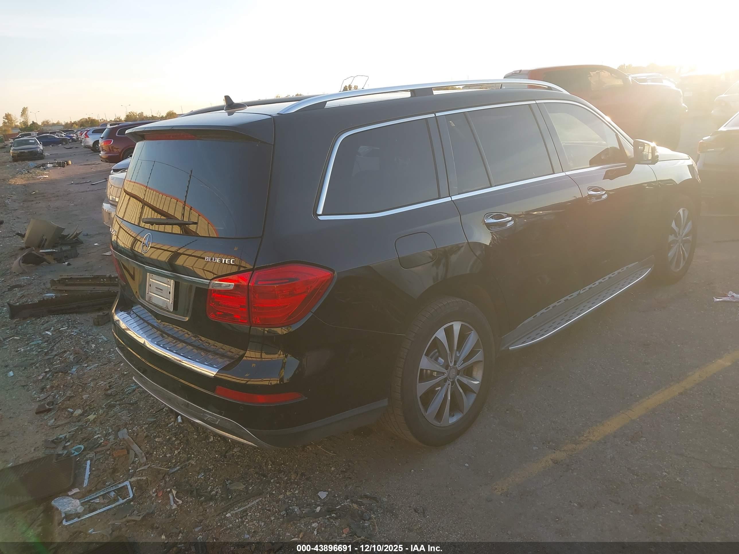 MERCEDES-BENZ GL image 4