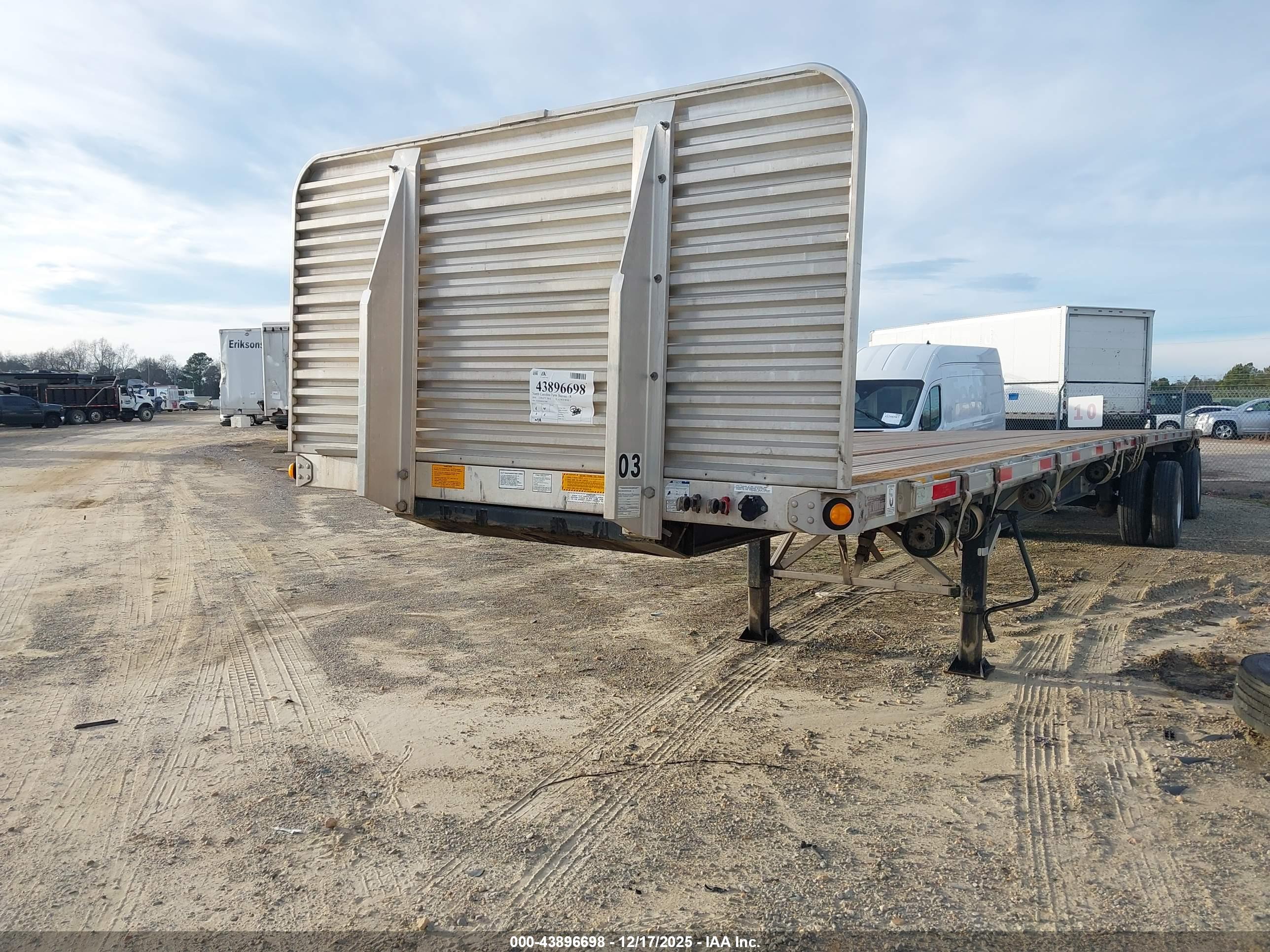 UTILITY TRAILER image 2