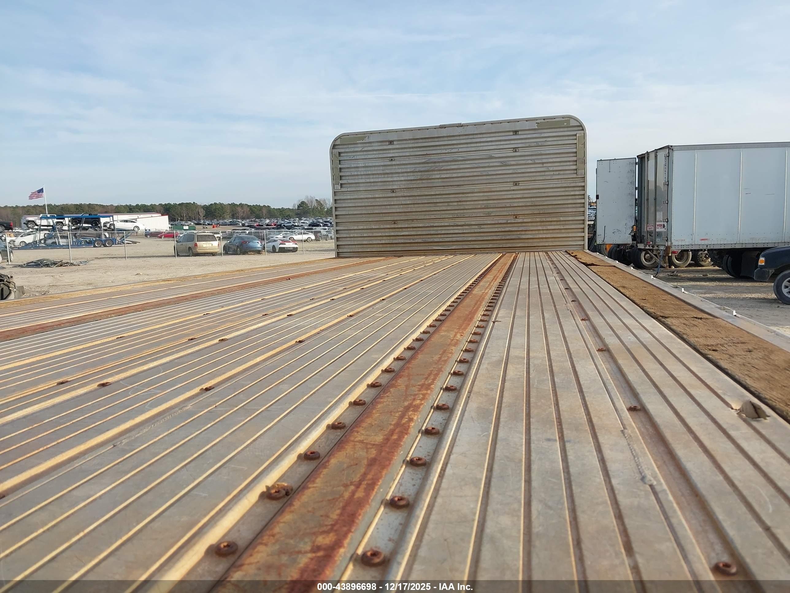 UTILITY TRAILER image 5