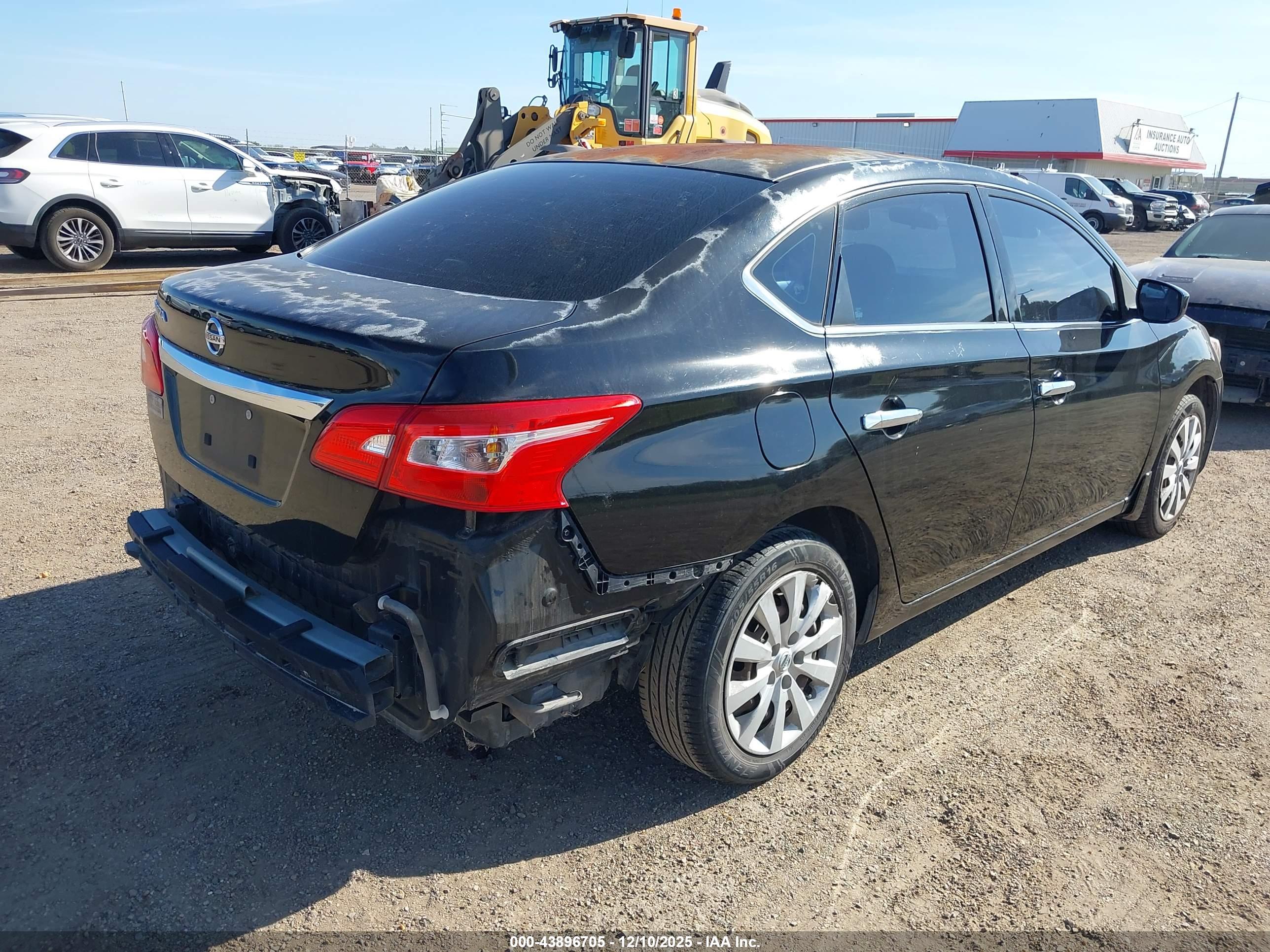 NISSAN SENTRA image 4